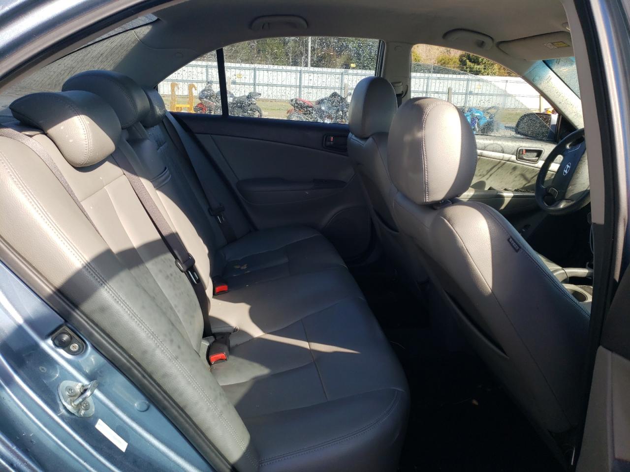 Photo 6 from auction – 2010 HYUNDAI SONATA GLS with VIN 5NPET4AC6AH615346