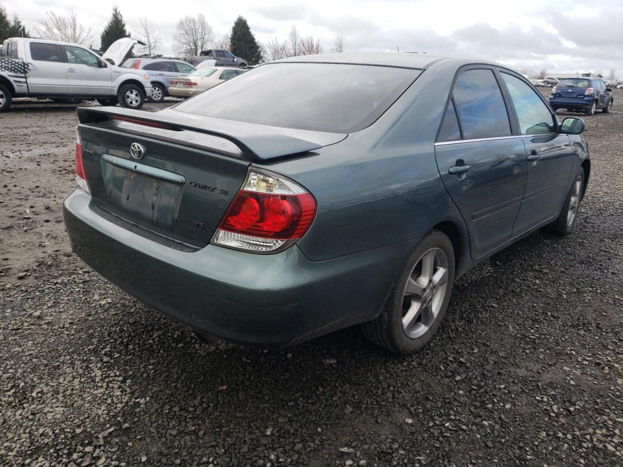 Photo 4 from auction – 2005 TOYOTA CAMRY SE with VIN JTDBA30K250025112