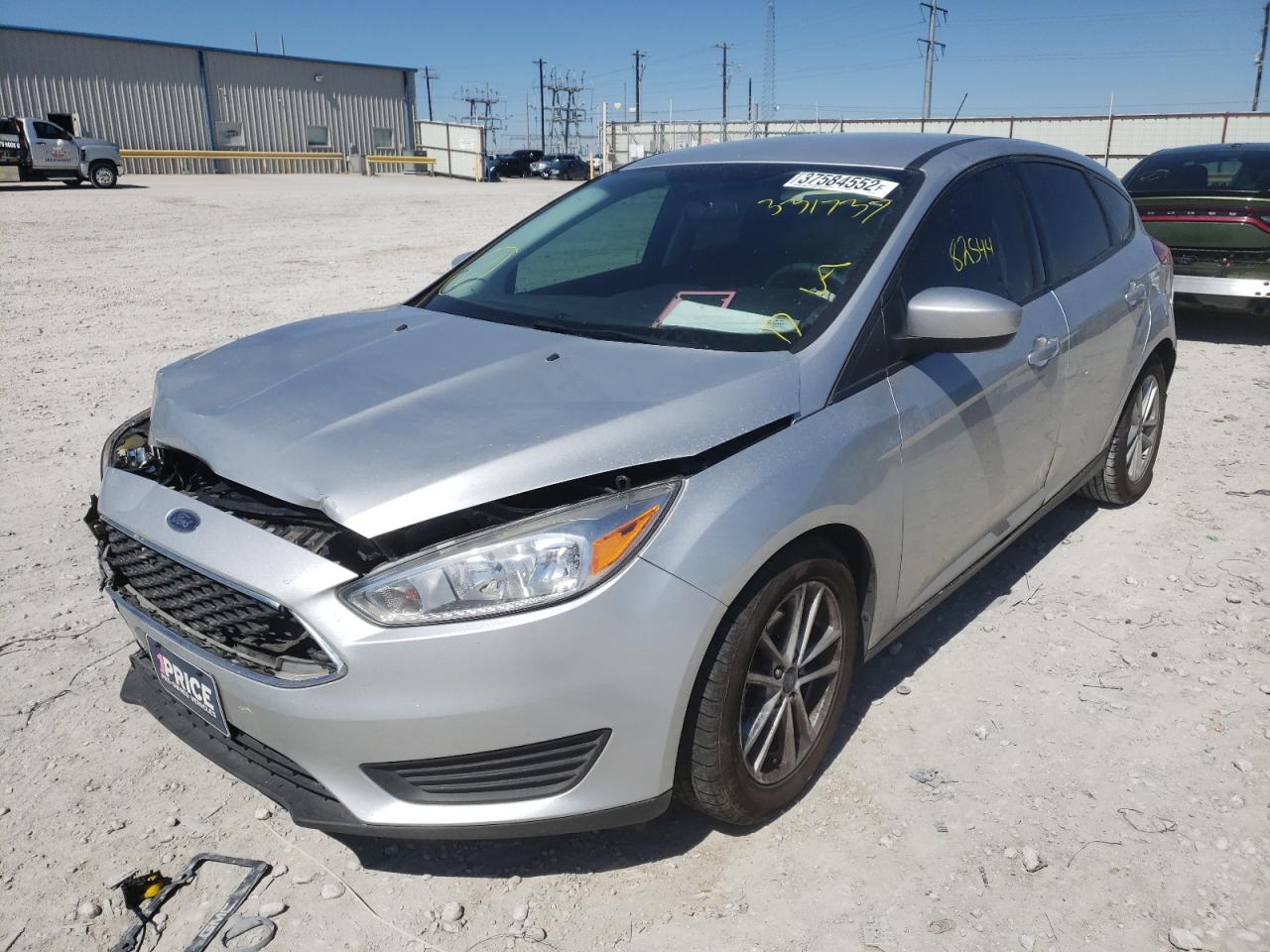Photo 2 from auction – 2018 FORD FOCUS SE with VIN 1FADP3K21JL331737