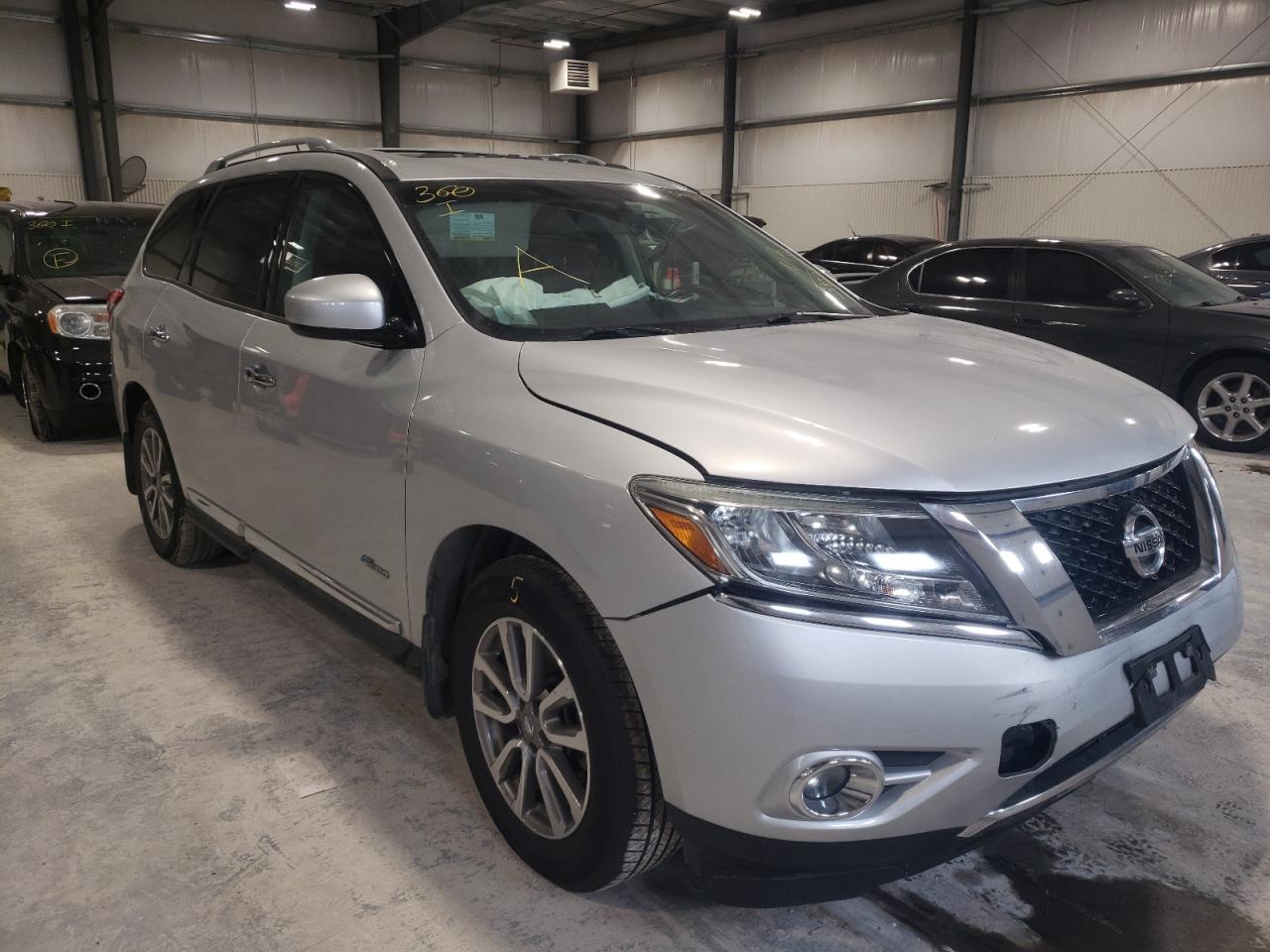 NISSAN PATHFINDER 2014 with VIN 5N1CR2MM9EC653827 - Photo from auction
