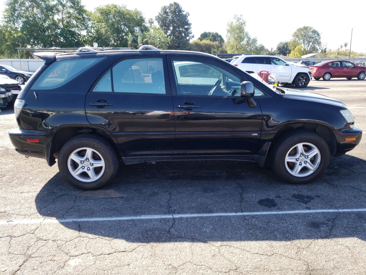 Photo 9 from auction – 2001 LEXUS RX 300 with VIN JTJHF10U610210532