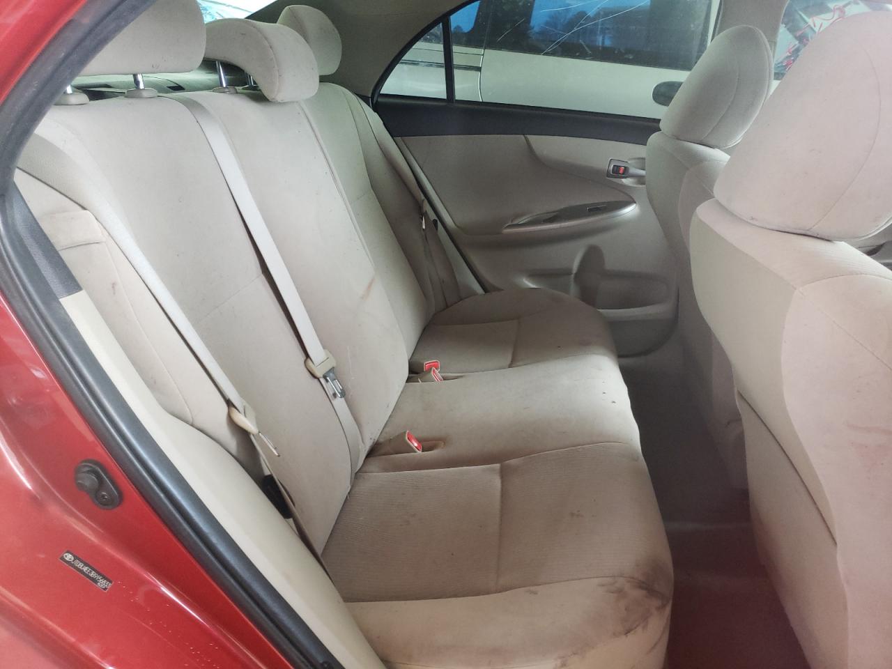 Photo 6 from auction – 2011 TOYOTA COROLLA with VIN JTDBU4EE3B9156833