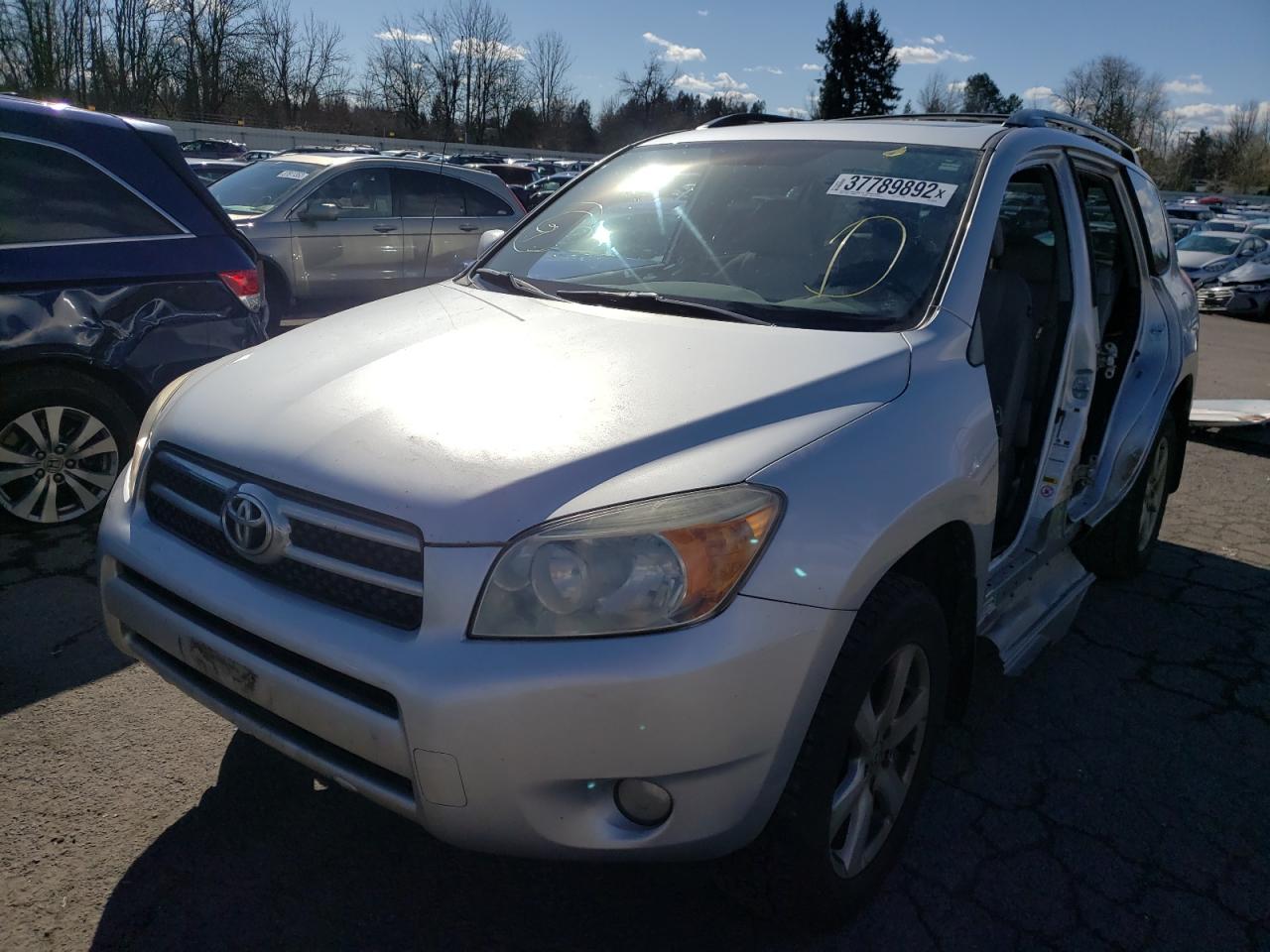 Photo 2 from auction – 2008 TOYOTA RAV4 LIMIT with VIN JTMBD31V285205178