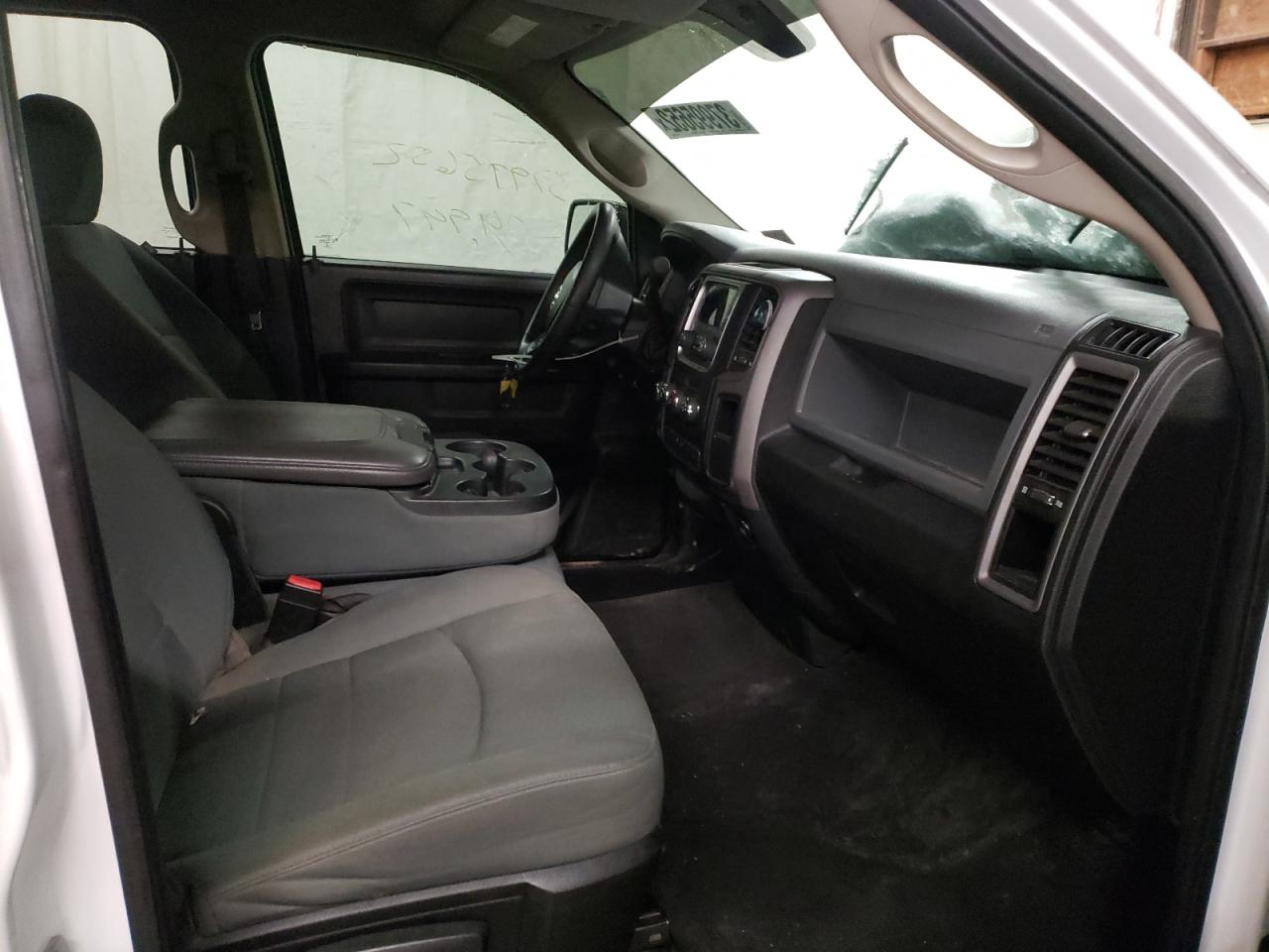 Photo 5 from auction – 2013 RAM 1500 ST with VIN 1C6RR7FT5DS676064