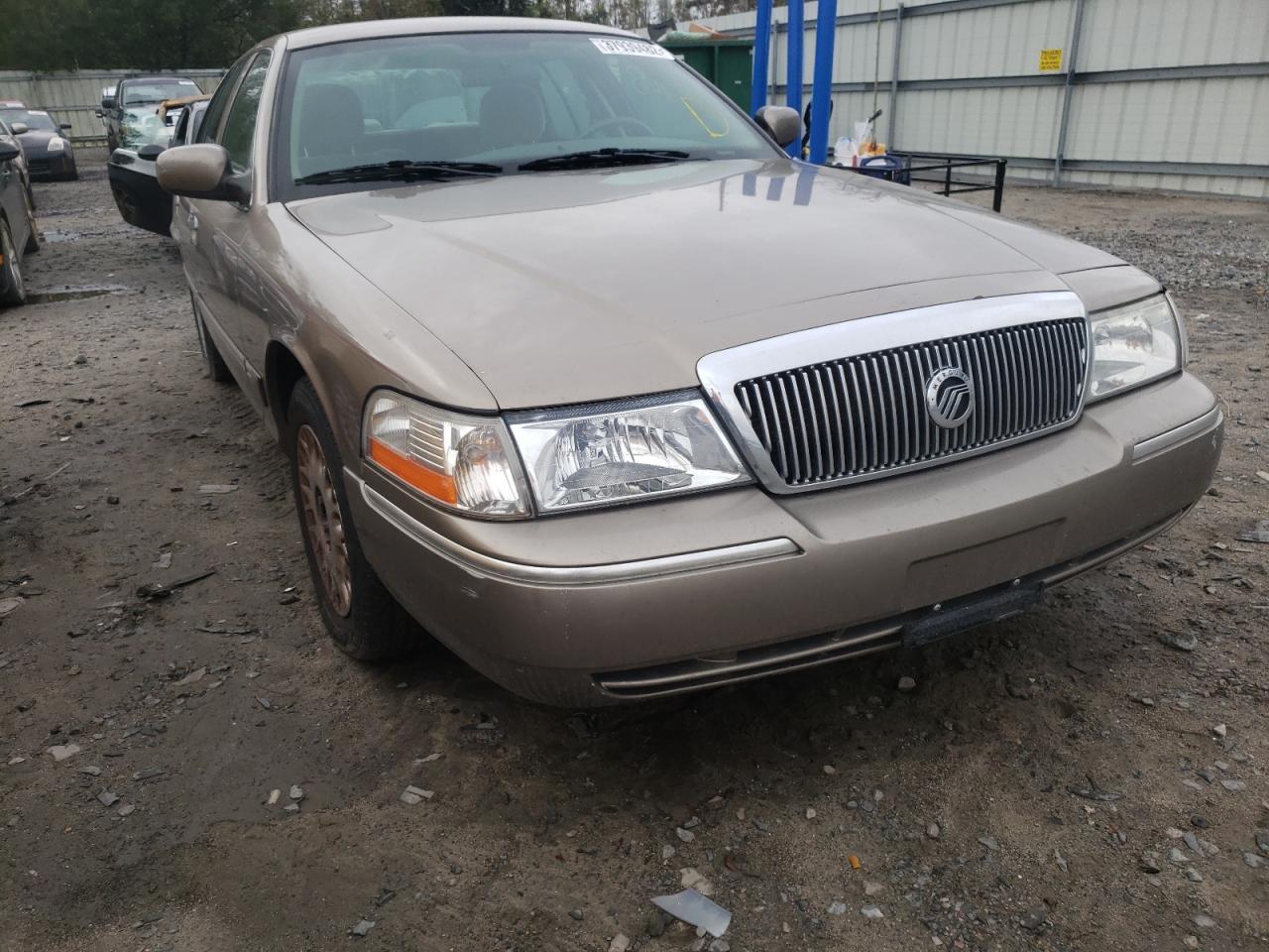MERCURY GRAND MARQ 2003 with VIN 2MEFM74W63X685194 - Photo from auction