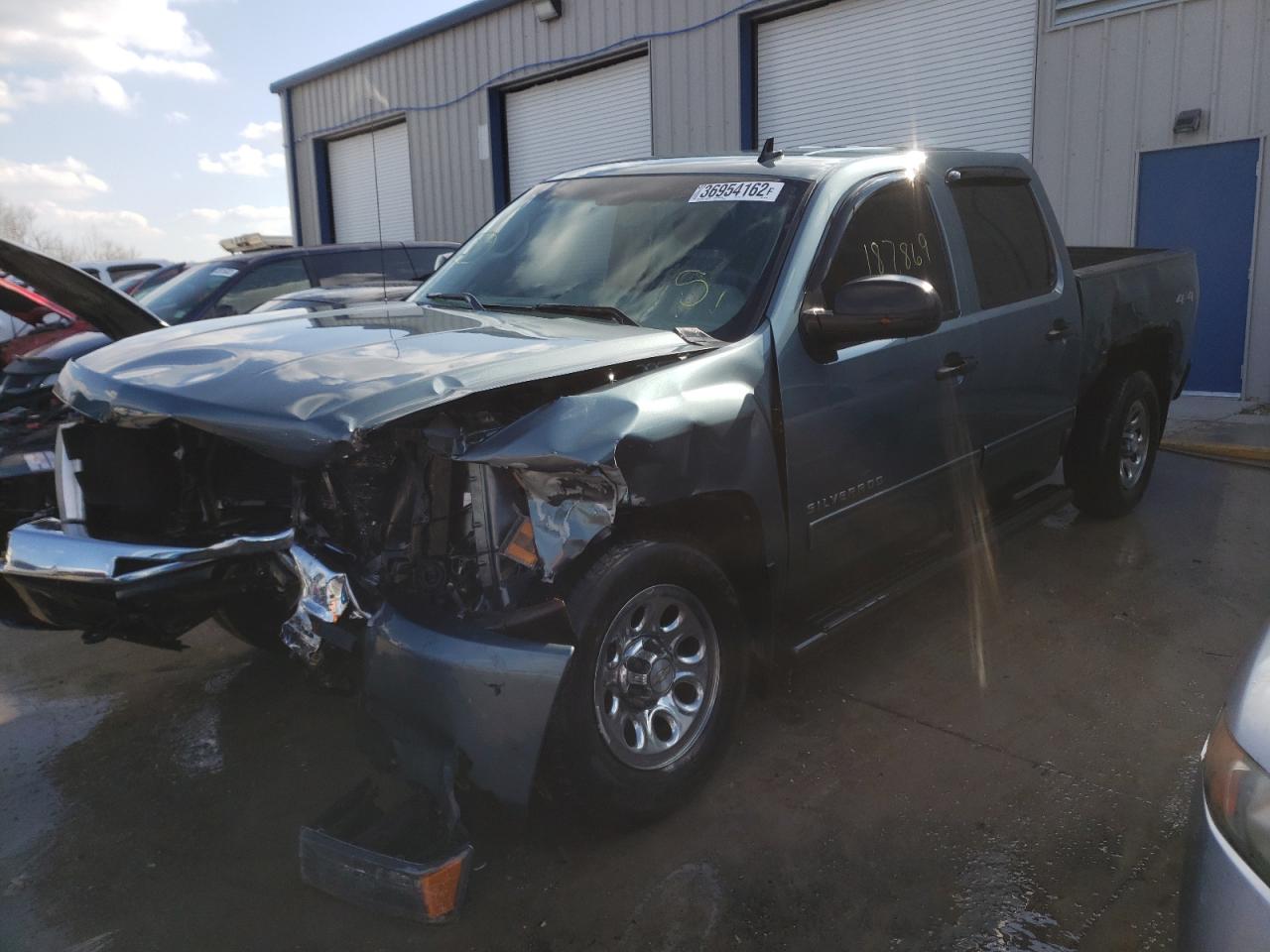 Photo 2 from auction – 2011 CHEVROLET SILVERADO with VIN 3GCPKREA8BG280702