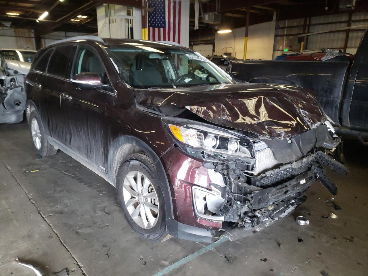 KIA SORENTO LX 2016 with VIN 5XYPGDA38GG046819 - Photo from auction