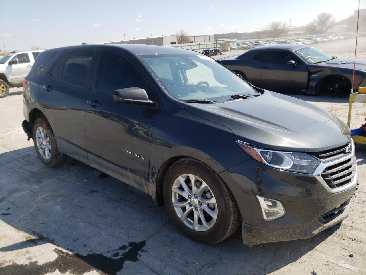 CHEVROLET EQUINOX LS 2021 with VIN 2GNAXHEV8M6112827 - Photo from auction