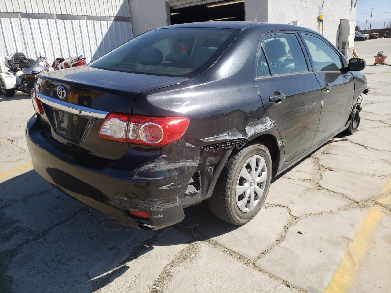 Photo 4 from auction – 2011 TOYOTA COROLLA BA with VIN JTDBU4EEXB9166114