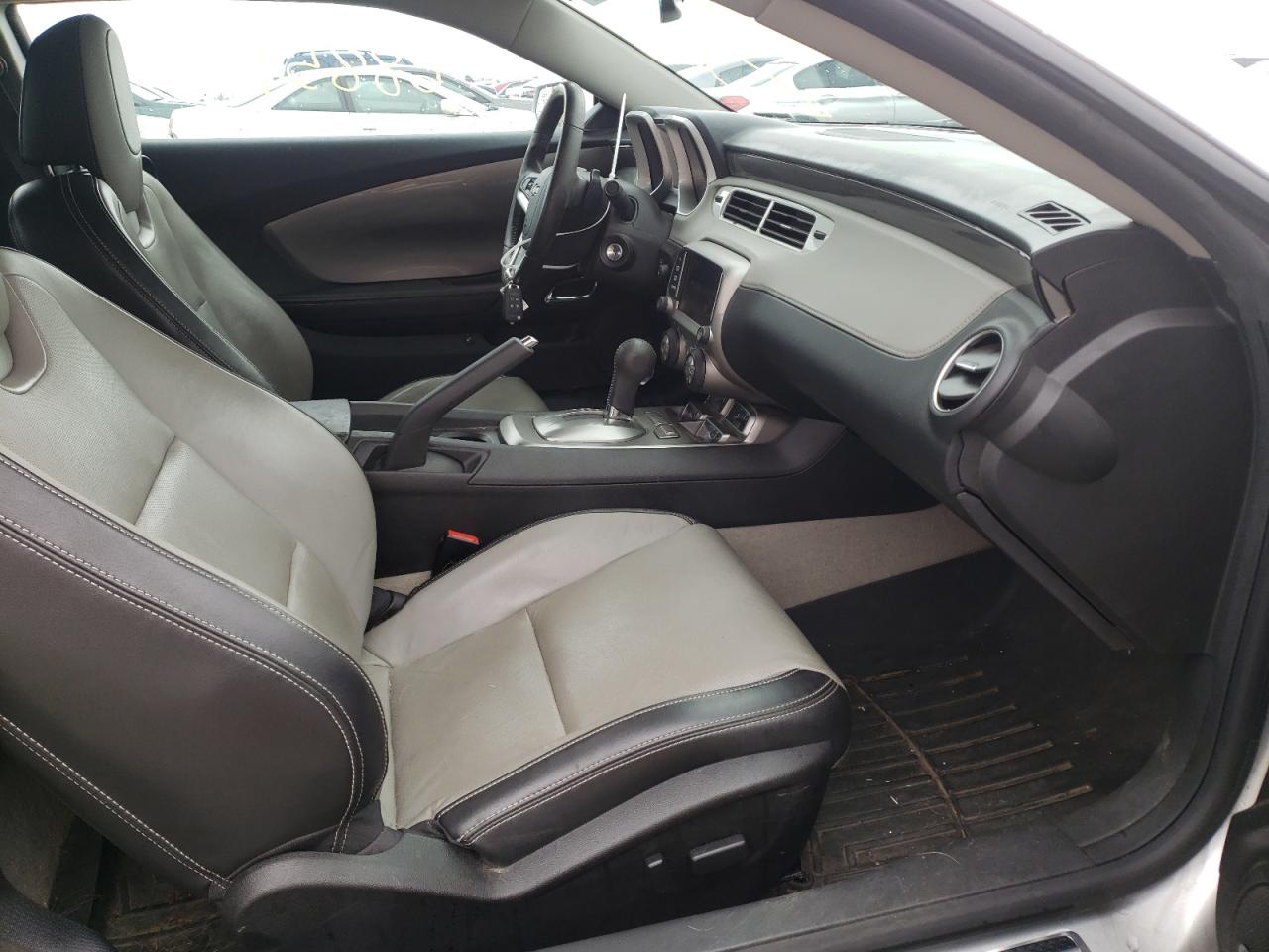 Photo 5 from auction – 2015 CHEVROLET CAMARO LT with VIN 2G1FF1E35F9184411