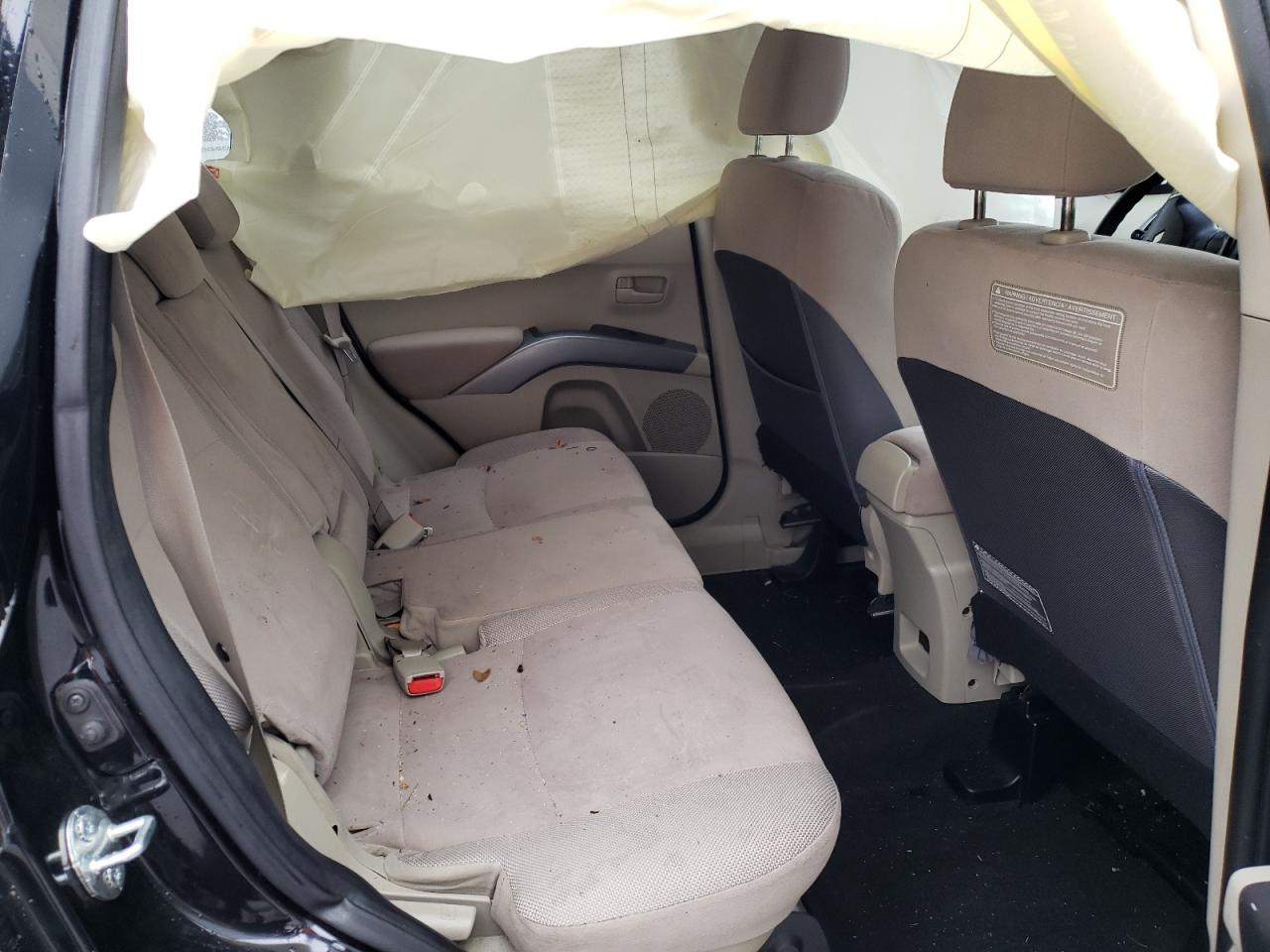 Photo 6 from auction – 2007 MITSUBISHI OUTLANDER with VIN JA4MS31X27U014262