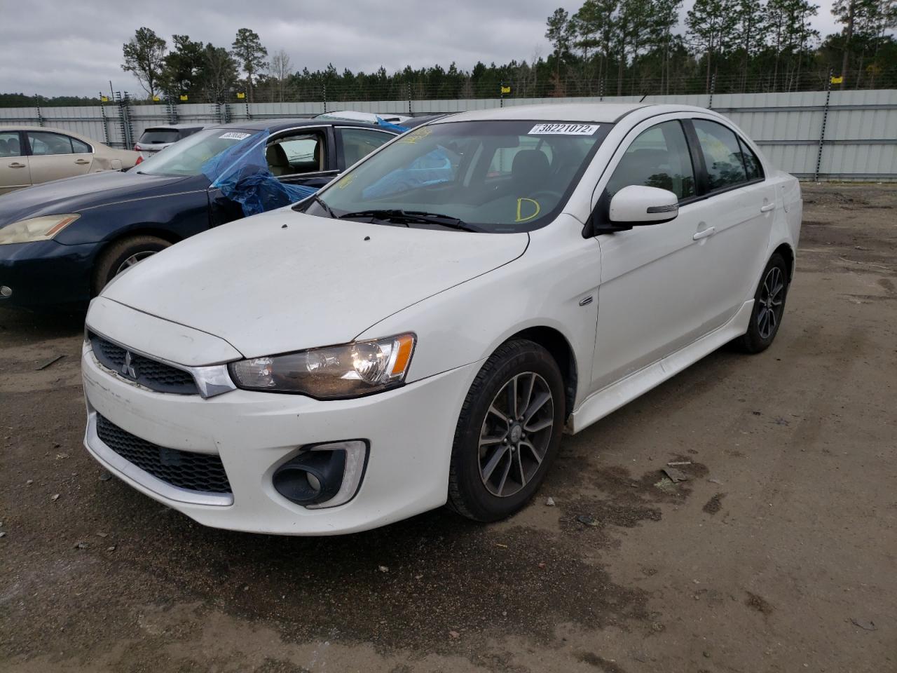 Photo 2 from auction – 2017 MITSUBISHI LANCER ES with VIN JA32U2FUXHU001923