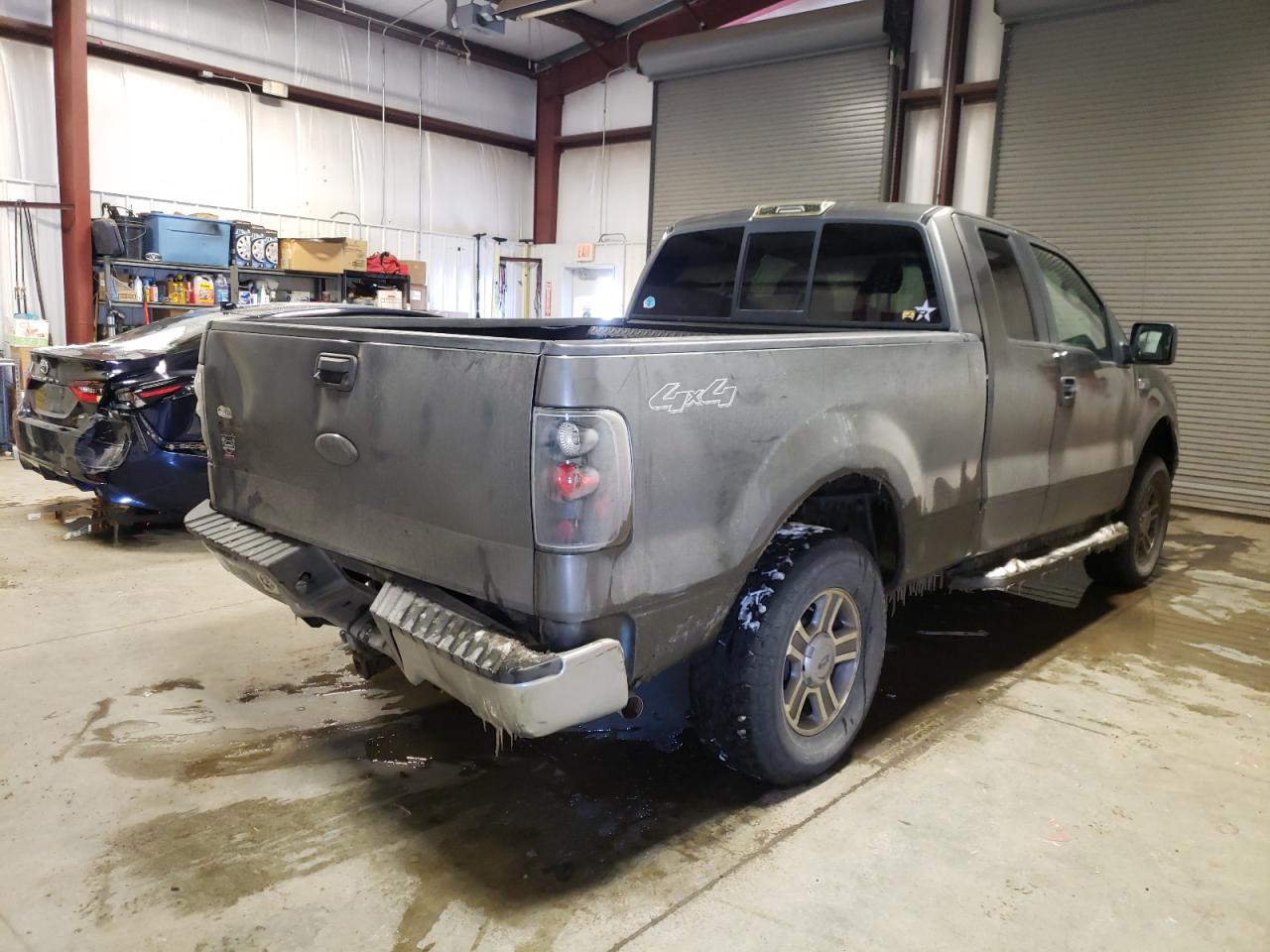 Photo 4 from auction – 2007 FORD F150 with VIN 1FTRX14W77FB88367