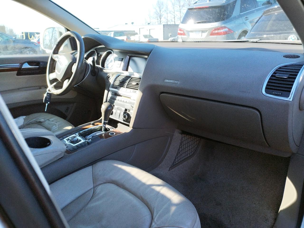 Photo 9 from auction – 2007 AUDI Q7 3.6 QUA with VIN WA1BY74L67D045083