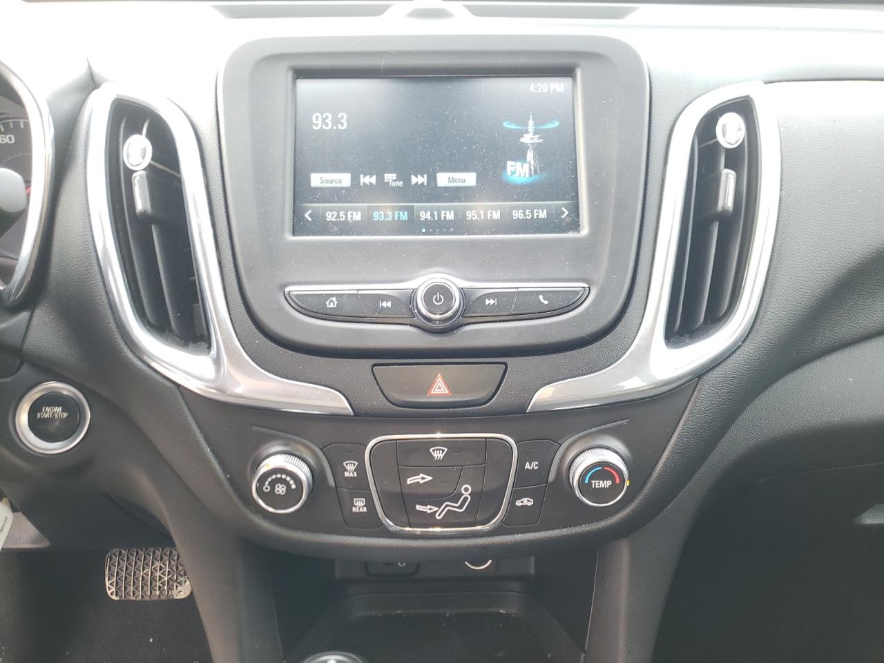 Photo 9 from auction – 2018 CHEVROLET EQUINOX LT with VIN 3GNAXSEV5JS547105