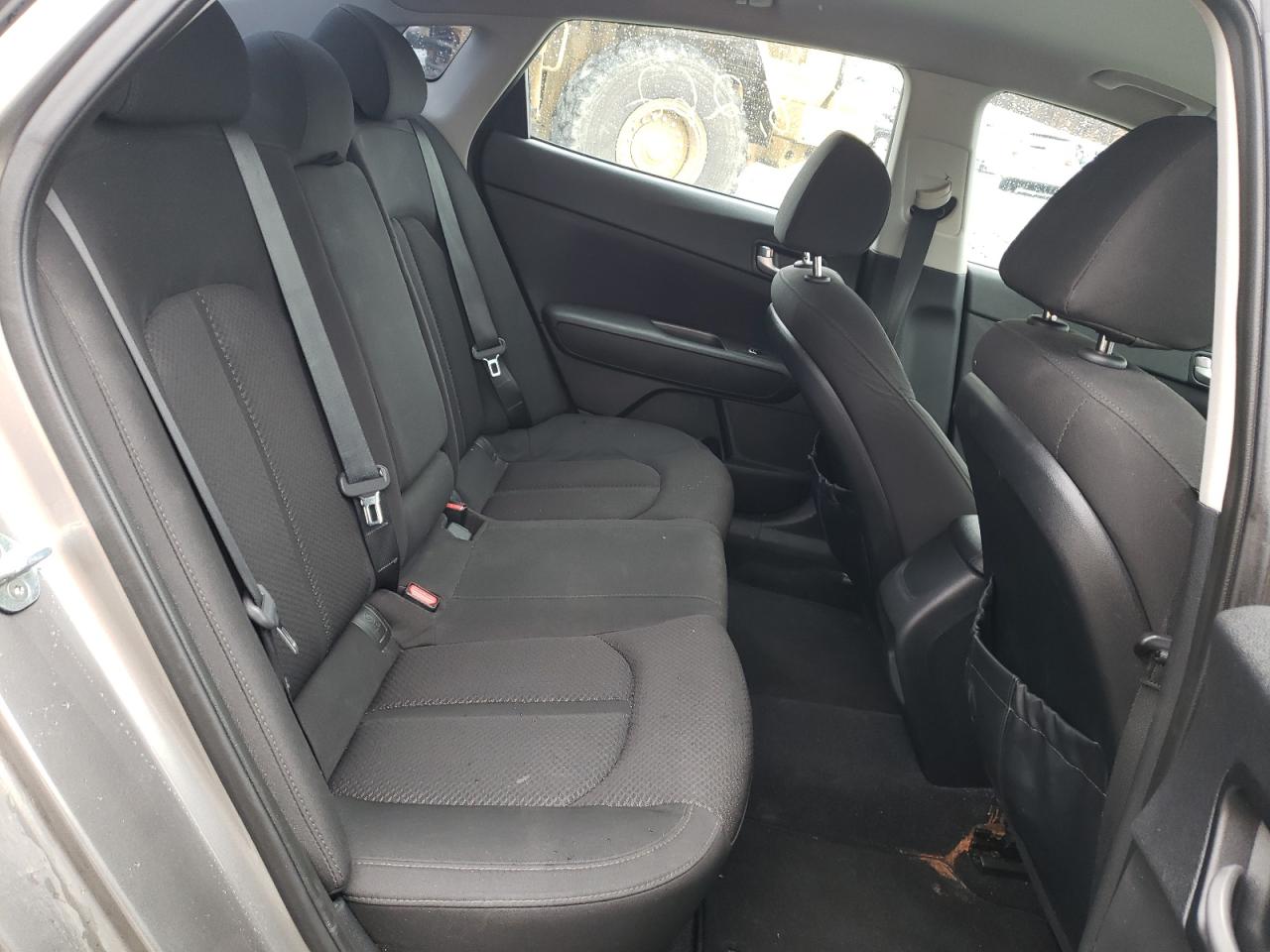 Photo 6 from auction – 2016 KIA OPTIMA LX with VIN 5XXGT4L14GG093342
