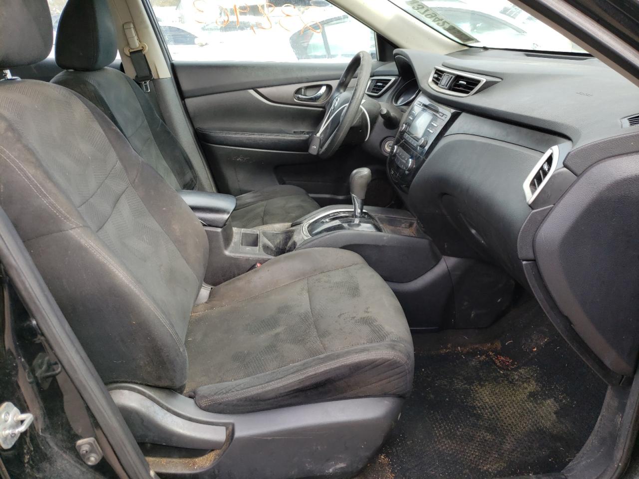 Photo 5 from auction – 2016 NISSAN ROGUE S with VIN 5N1AT2MT4GC742272