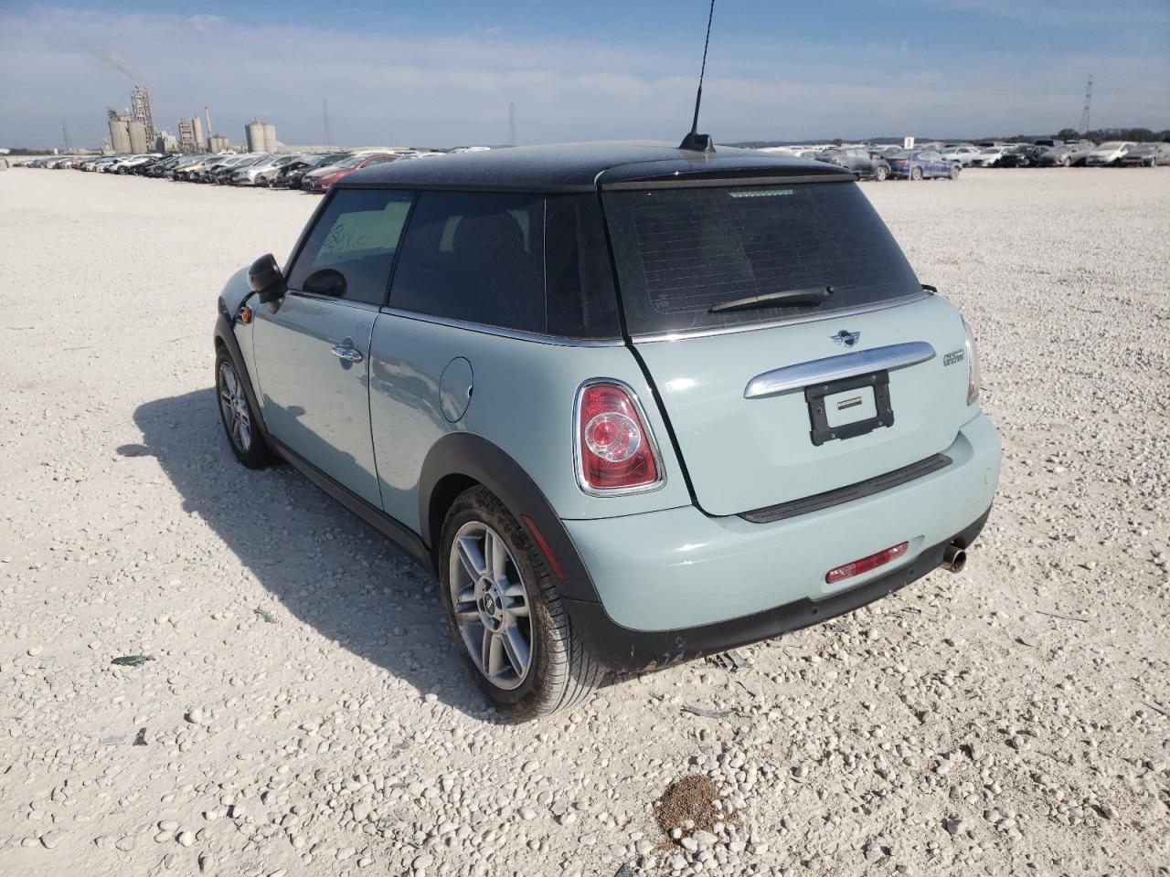 Photo 3 from auction – 2013 MINI COOPER with VIN WMWSU3C52DT689014