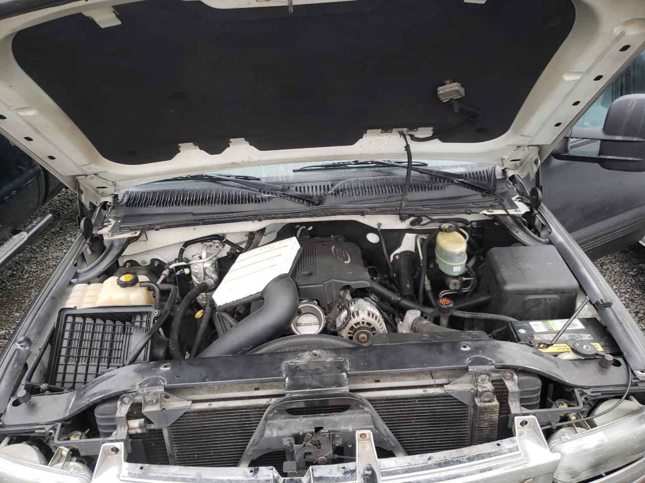 Photo 7 from auction – 2002 CHEVROLET SILVERADO with VIN 1GCHK23G52F100113
