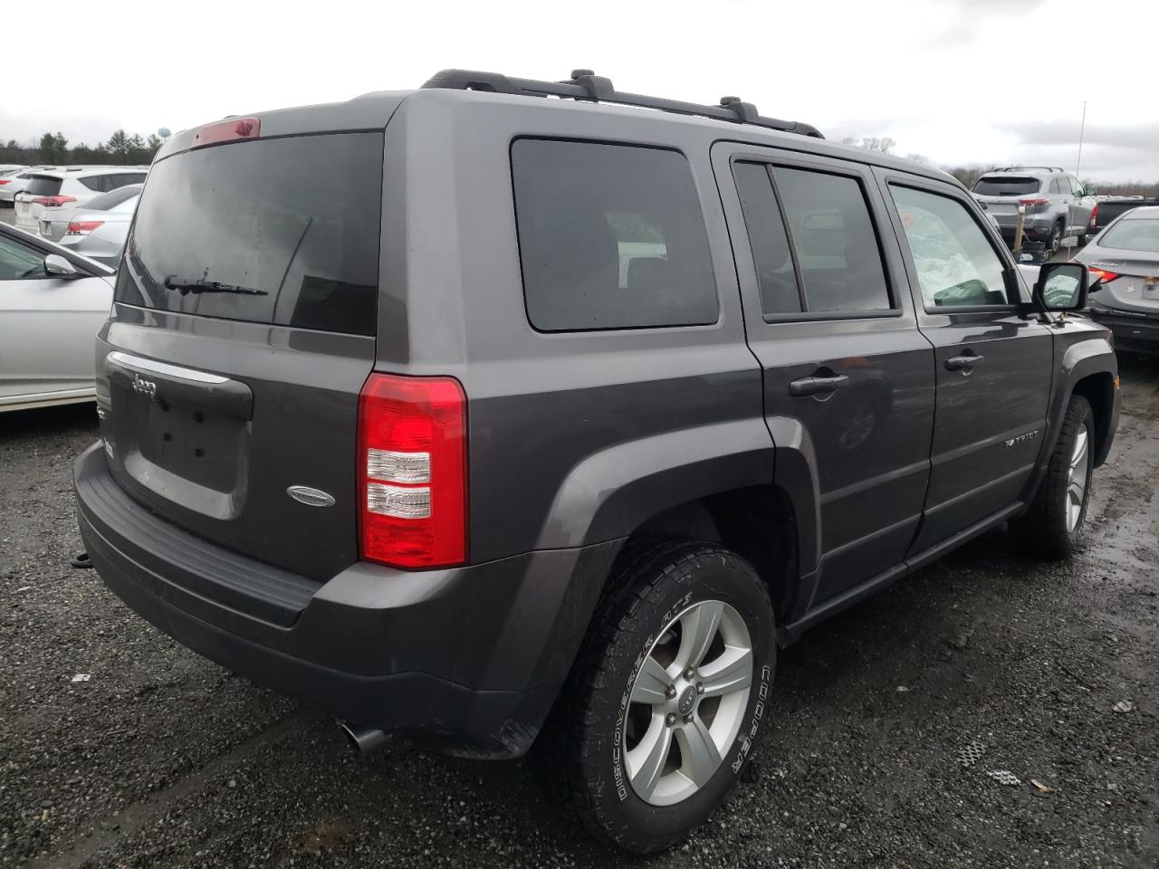 Photo 4 from auction – 2016 JEEP PATRIOT LA with VIN 1C4NJRFB4GD632518
