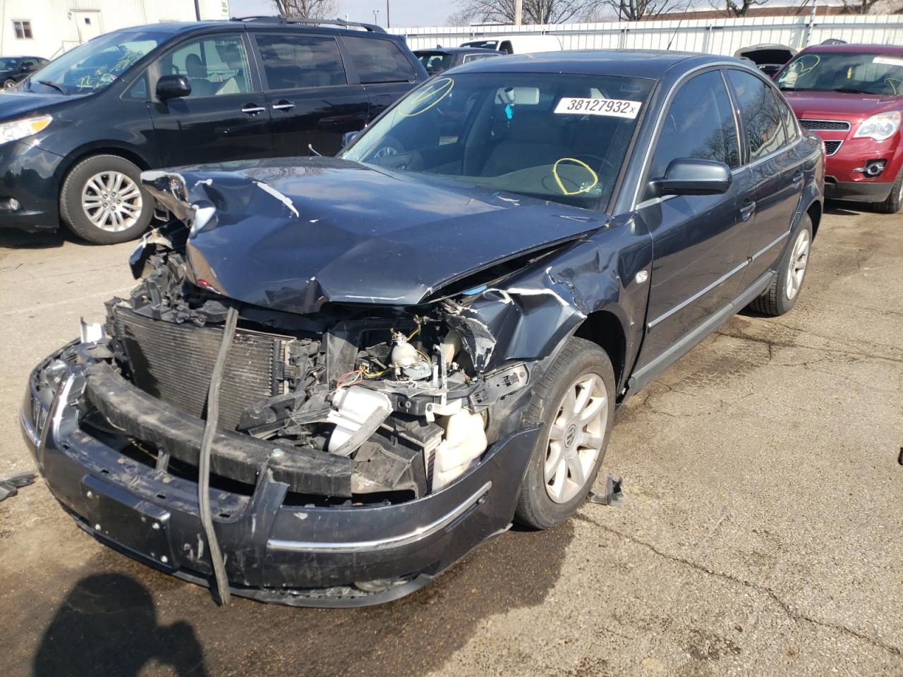 Photo 2 from auction – 2004 VOLKSWAGEN PASSAT GLS with VIN WVWPD63B34E081586