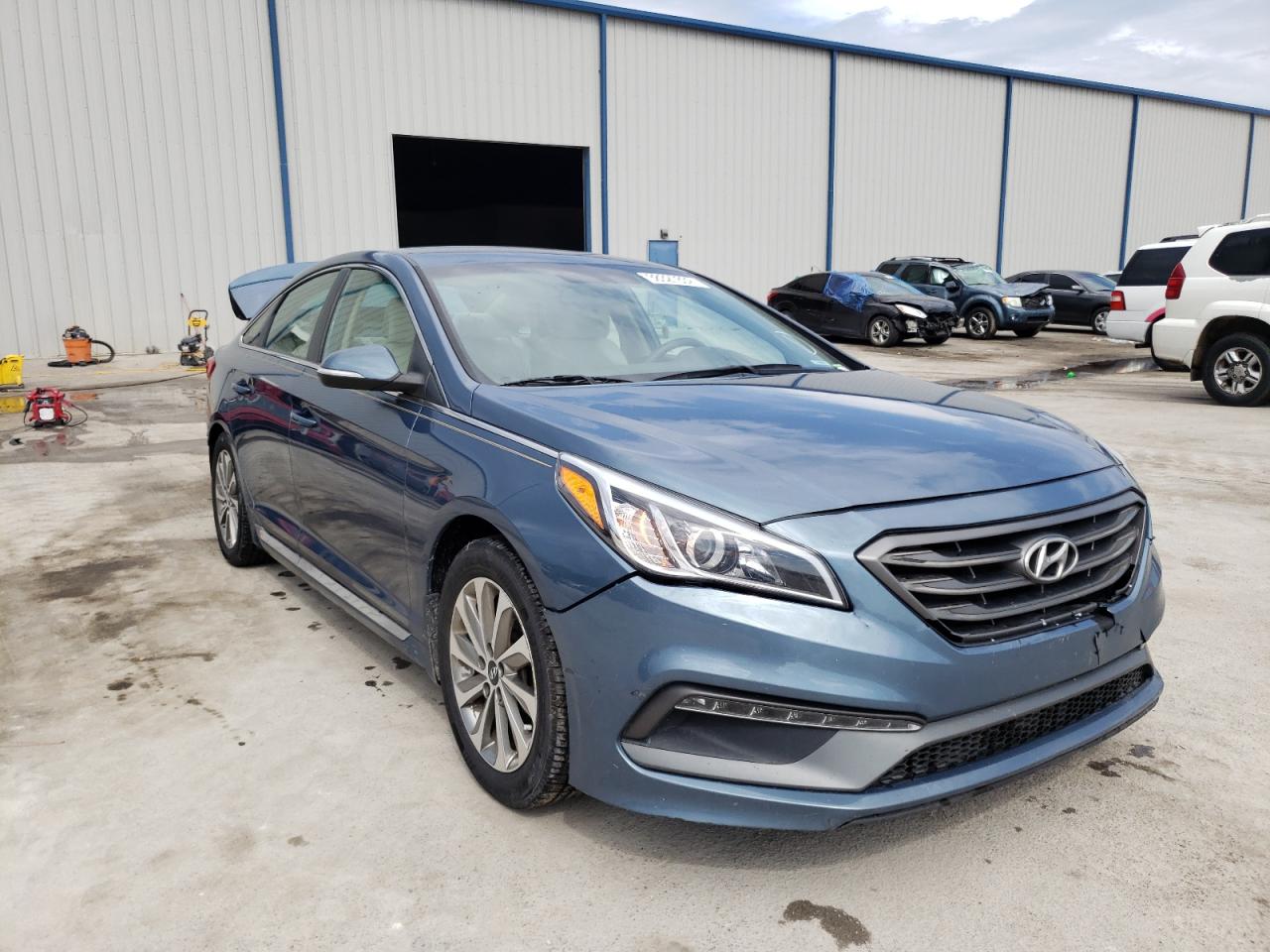 HYUNDAI SONATA SPO 2016 with VIN 5NPE34AF4GH399208 - Photo from auction