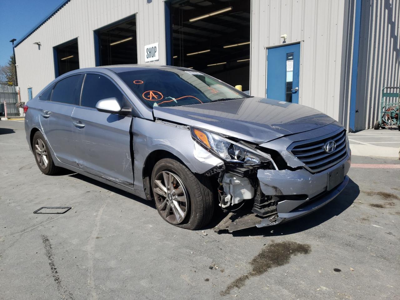 HYUNDAI SONATA SE 2016 with VIN 5NPE24AF2GH384063 - Photo from auction
