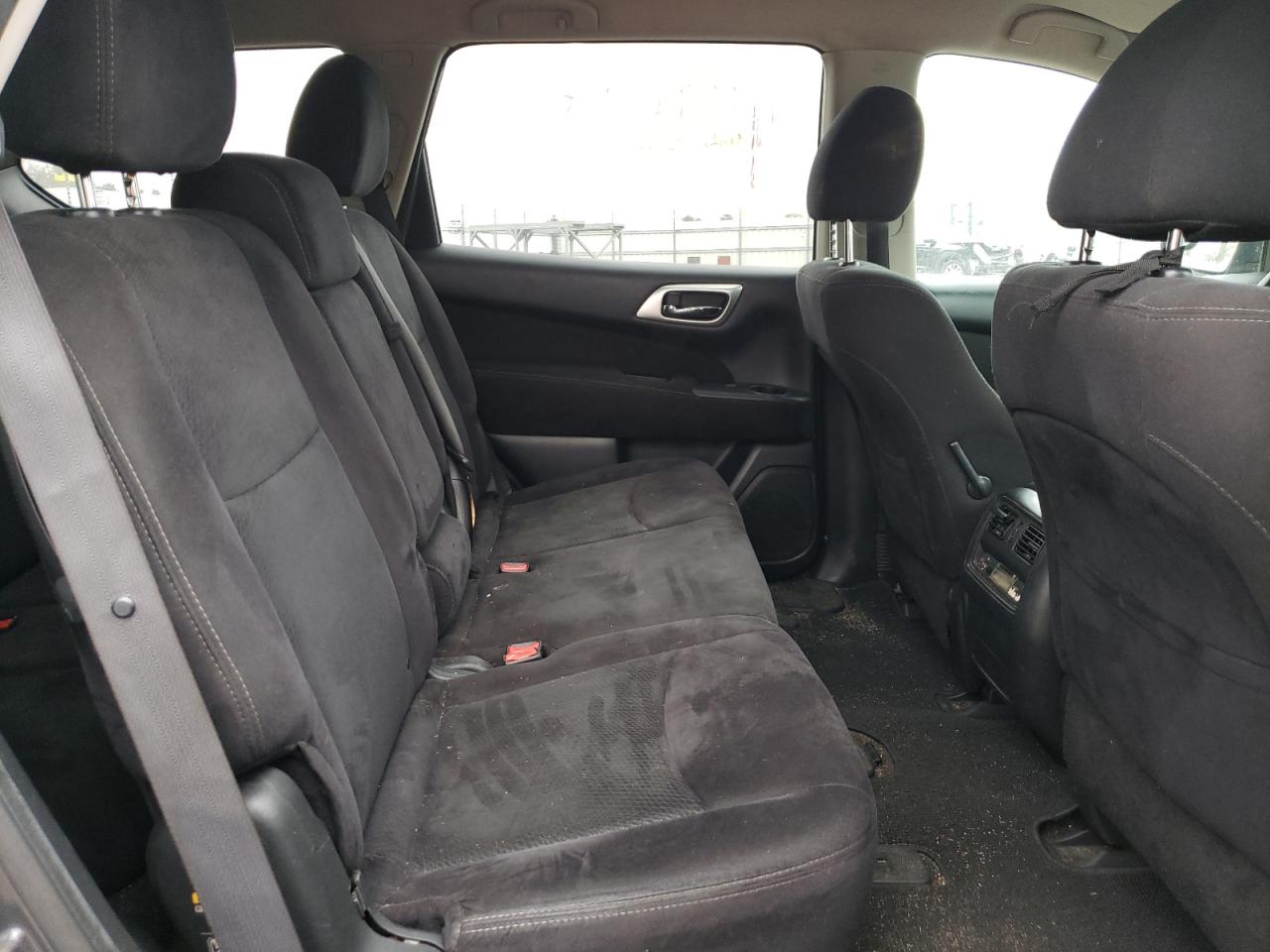 Photo 6 from auction – 2014 NISSAN PATHFINDER with VIN 5N1AR2MN8EC633293
