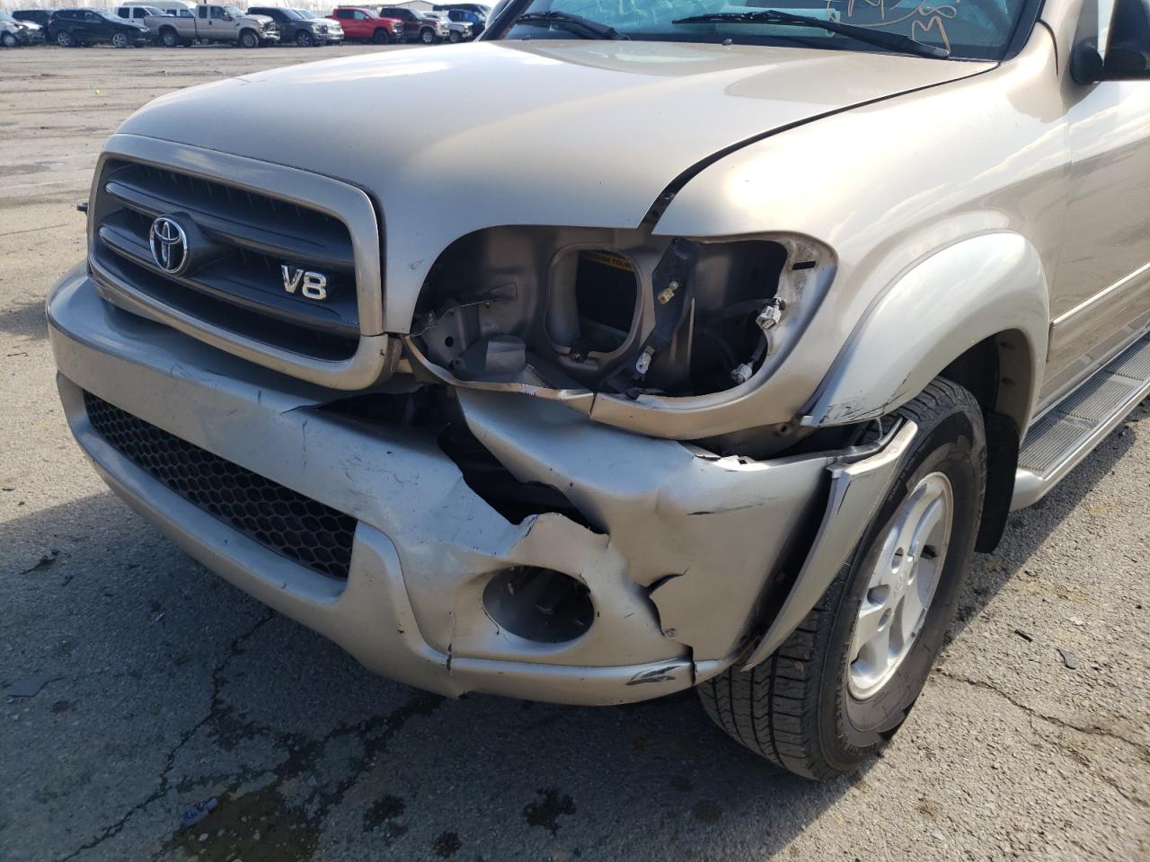 Photo 9 from auction – 2004 TOYOTA SEQUOIA SR with VIN 5TDZT34A94S209002