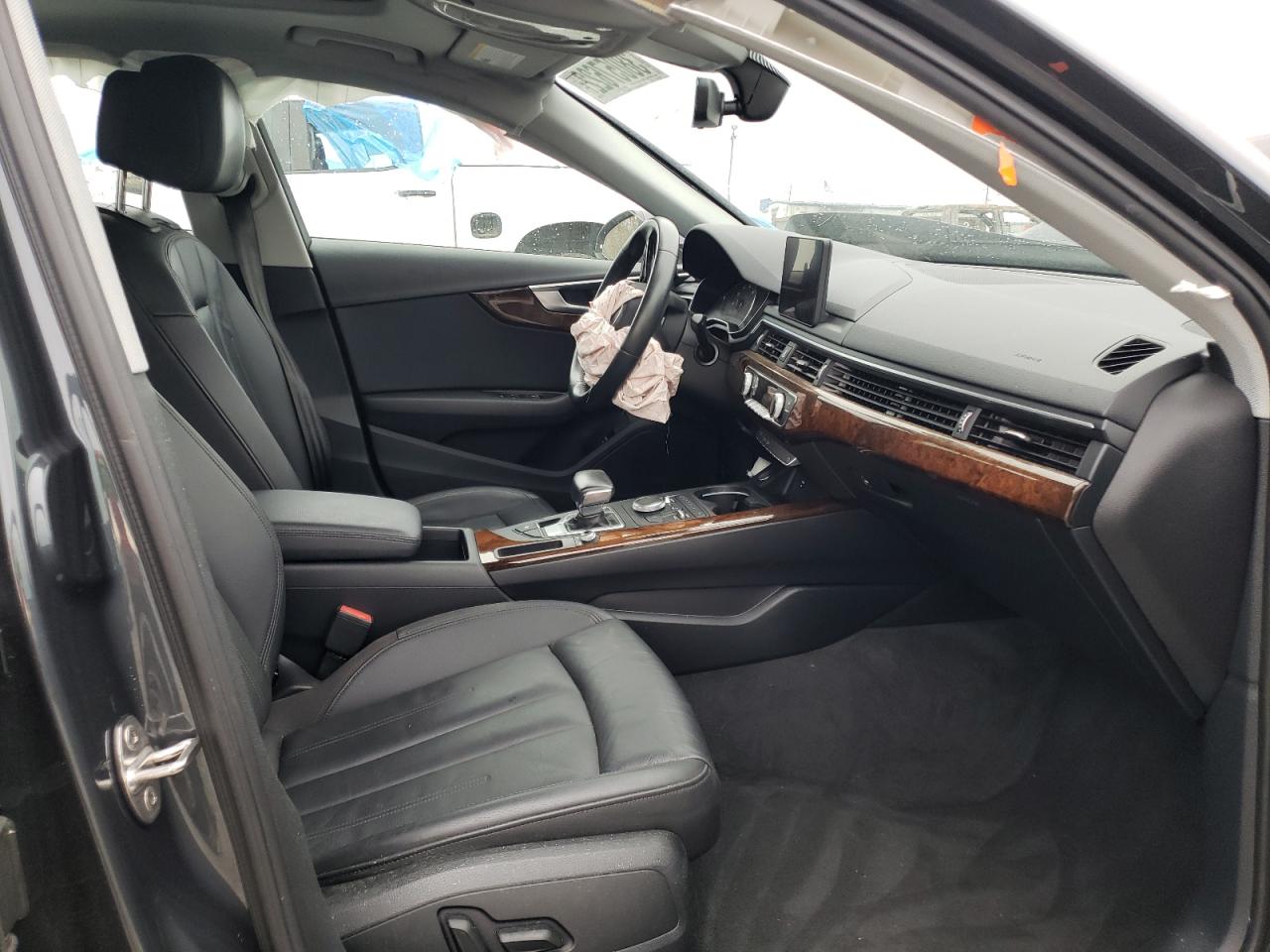 Photo 5 from auction – 2019 AUDI A4 PREMIUM with VIN WAUGMAF47KN001832