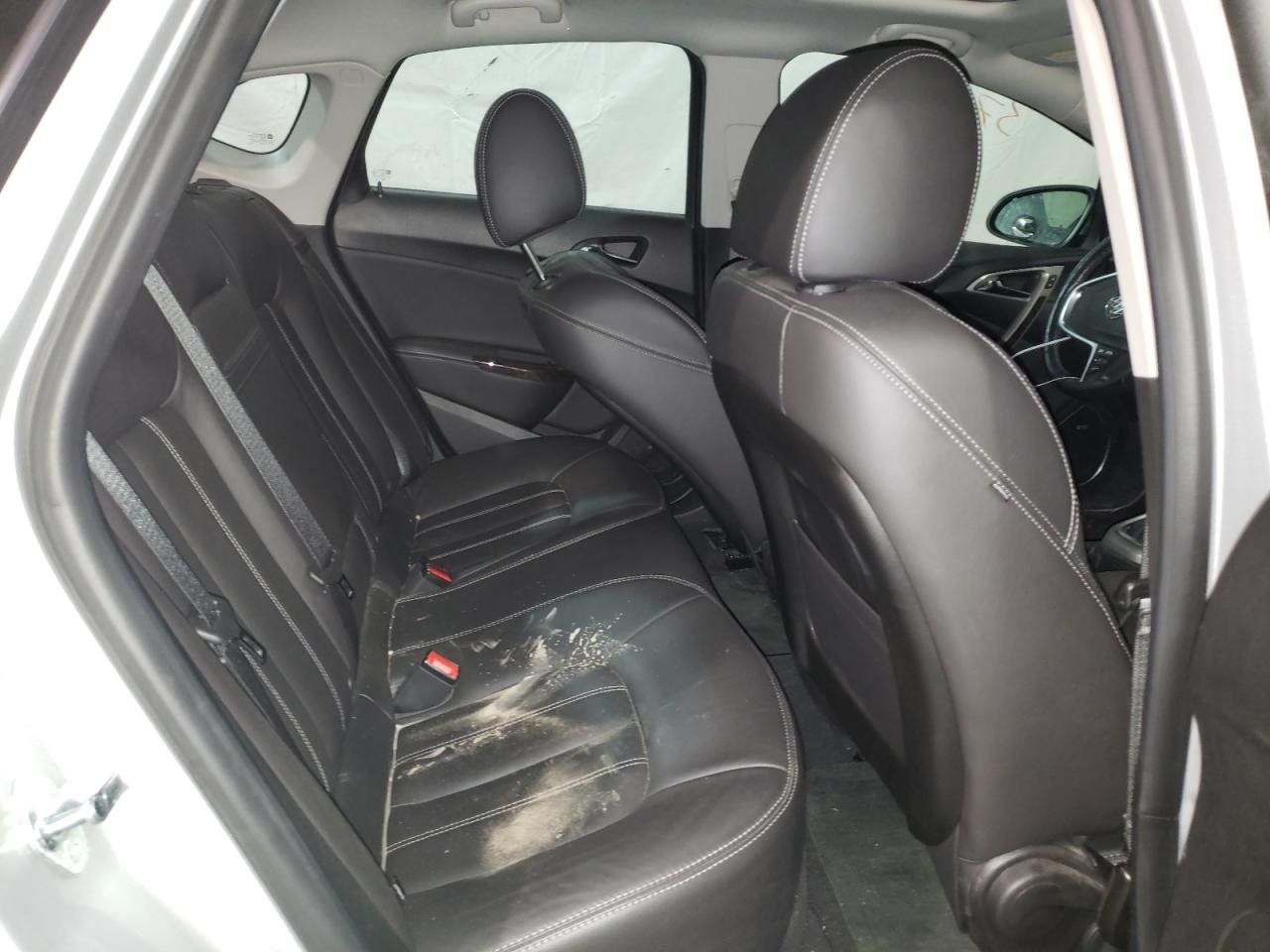 Photo 6 from auction – 2014 BUICK VERANO with VIN 1G4PS5SK4E4111361