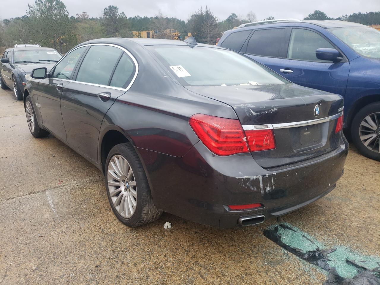 Photo 3 from auction – 2012 BMW 750 LI with VIN WBAKB8C52CC964849