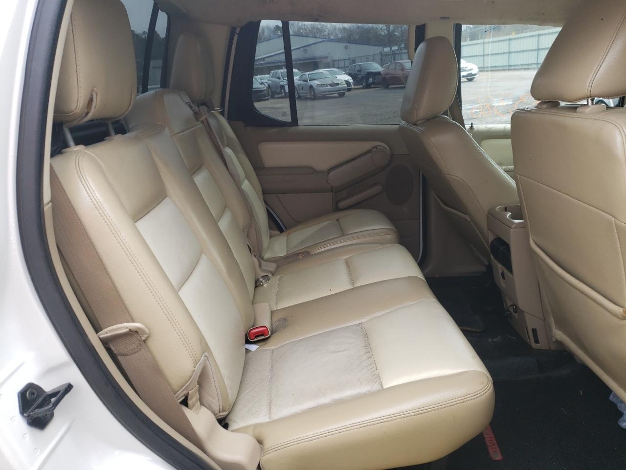 Photo 6 from auction – 2010 FORD EXPLORER S with VIN 1FMEU5DE3AUA18656