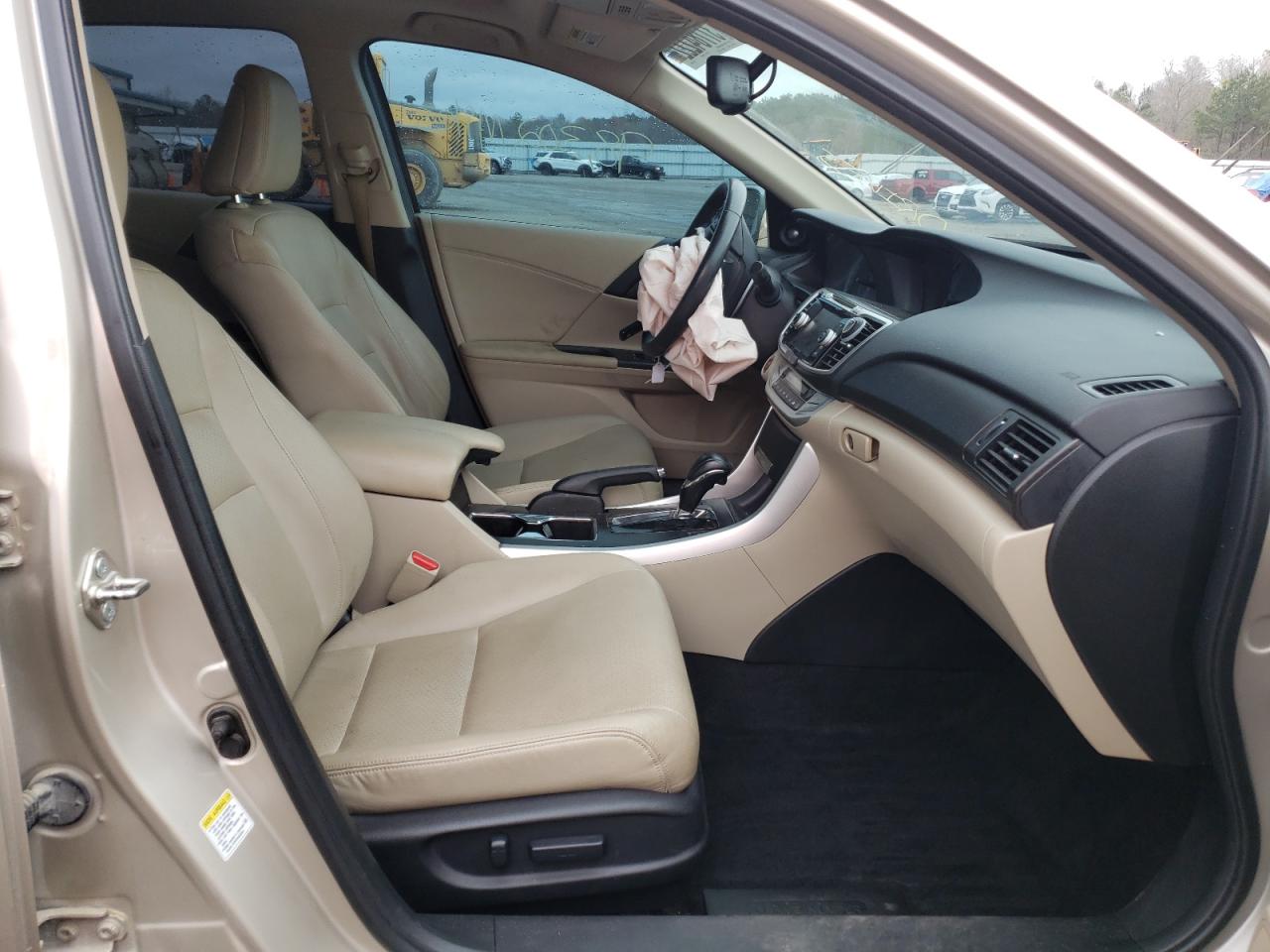 Photo 5 from auction – 2014 HONDA ACCORD EXL with VIN 1HGCR2F89EA257060