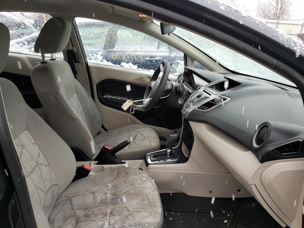 Photo 5 from auction – 2011 FORD FIESTA SE with VIN 3FADP4EJ8BM128711