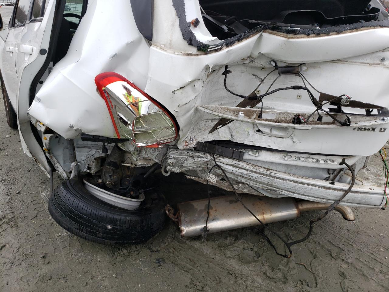 Photo 9 from auction – 2016 CHEVROLET TRAX 1LT with VIN KL7CJLSB3GB664671