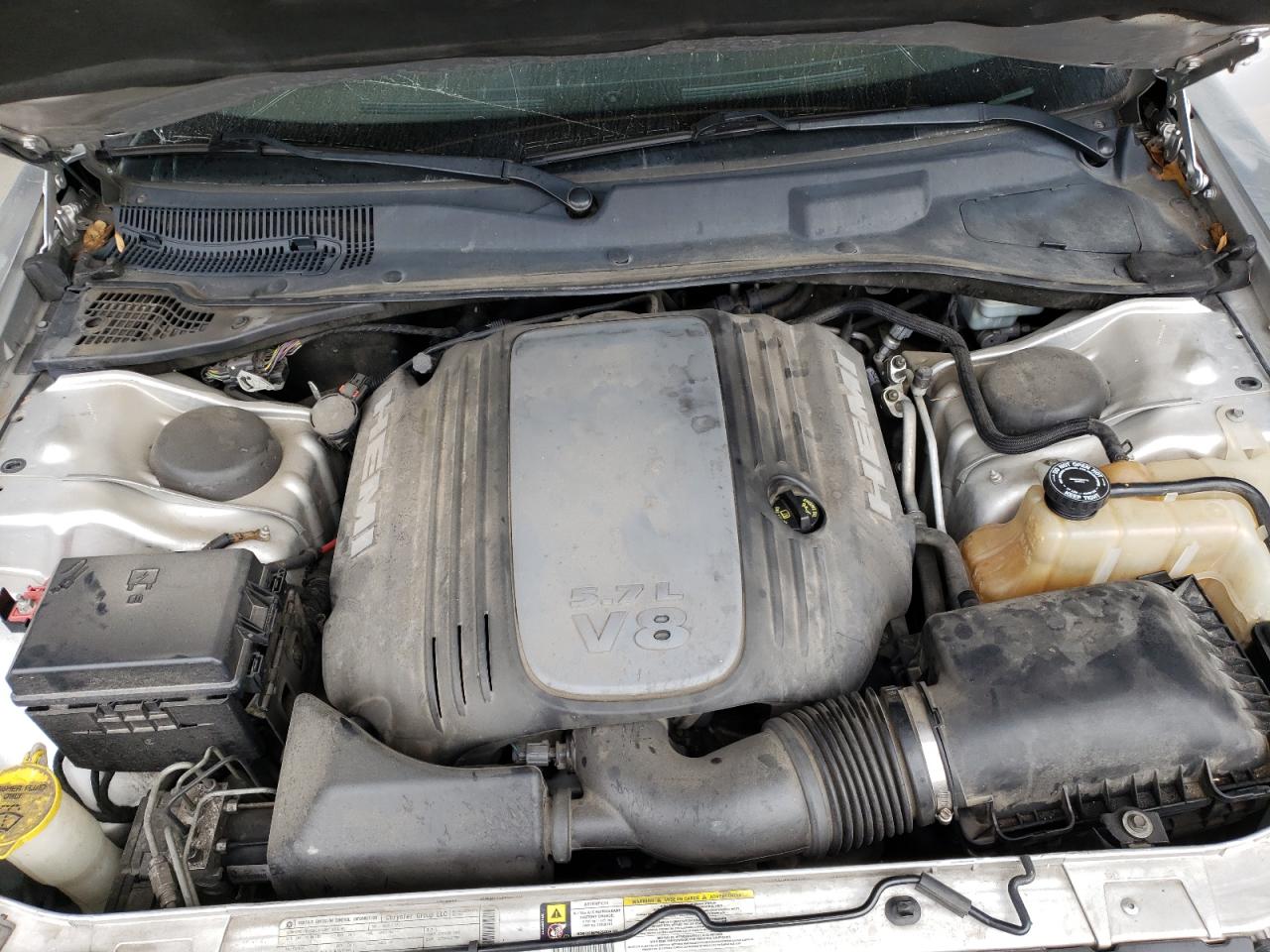 Photo 7 from auction – 2010 DODGE CHARGER R/ with VIN 2B3CA8CT6AH280276