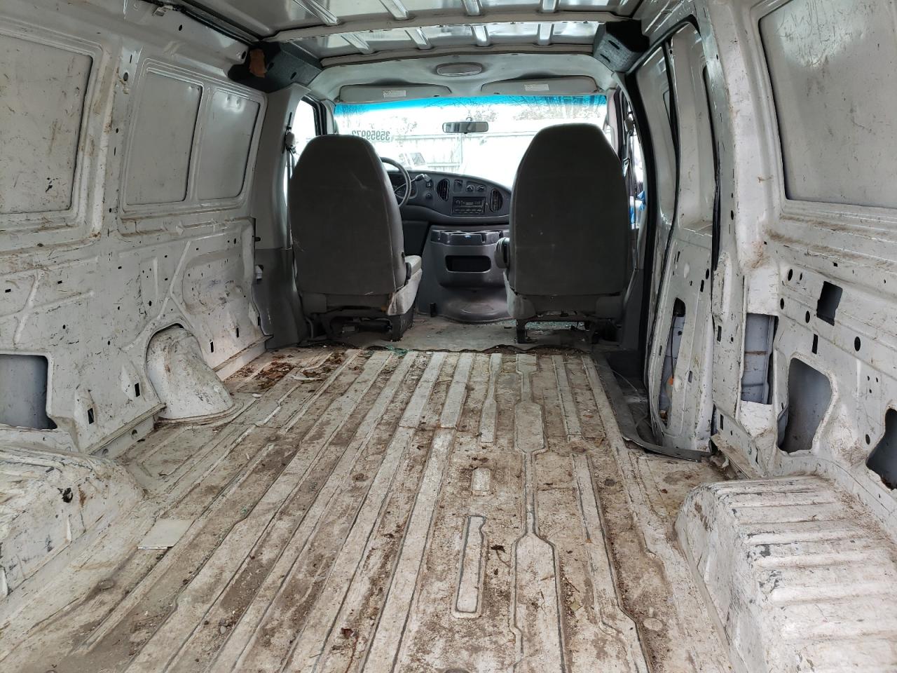 Photo 6 from auction – 2007 FORD ECONOLINE with VIN 1FTNE14W47DB04358