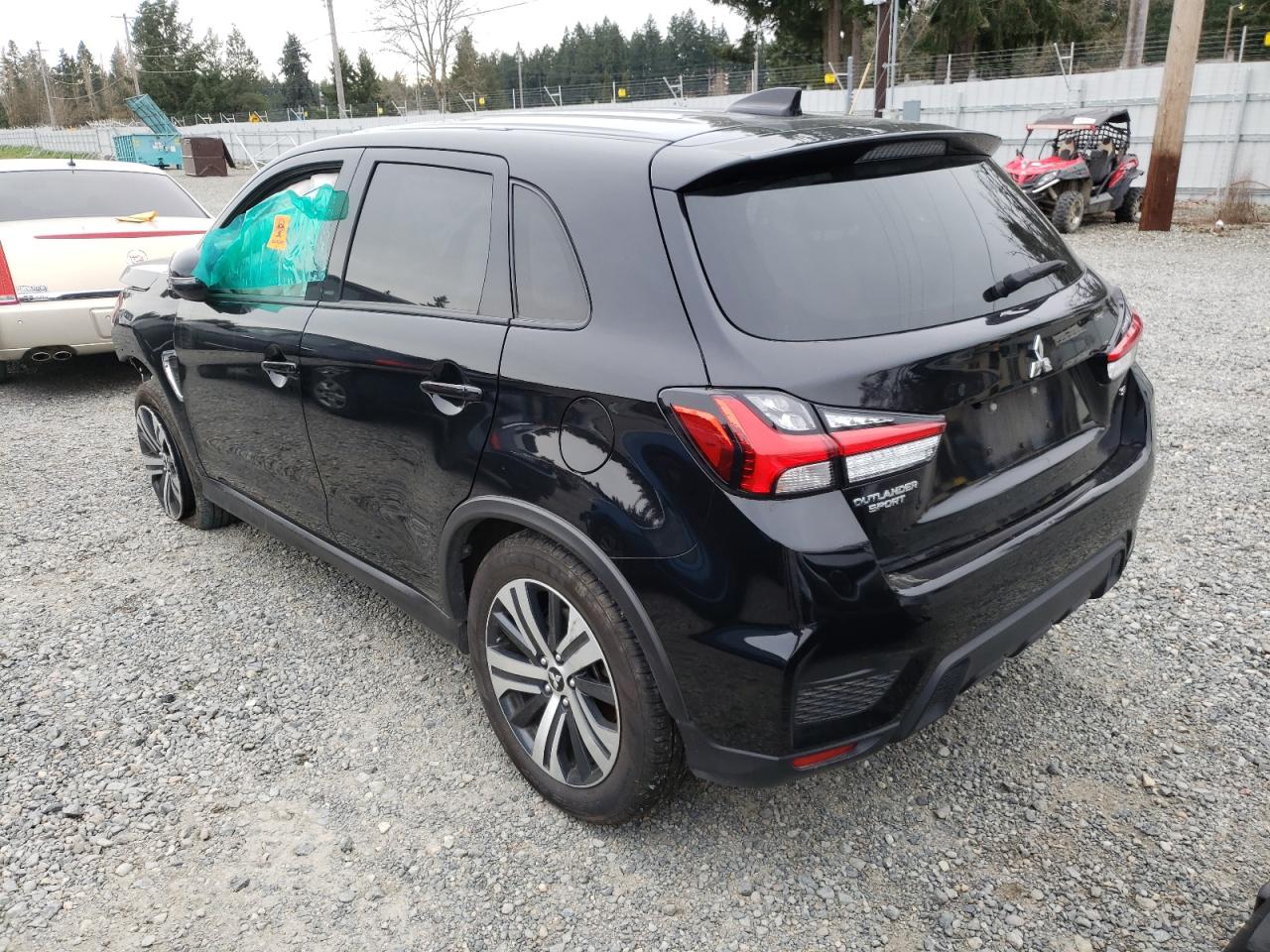 Photo 3 from auction – 2021 MITSUBISHI OUTLANDER with VIN JA4APVAU7MU016025