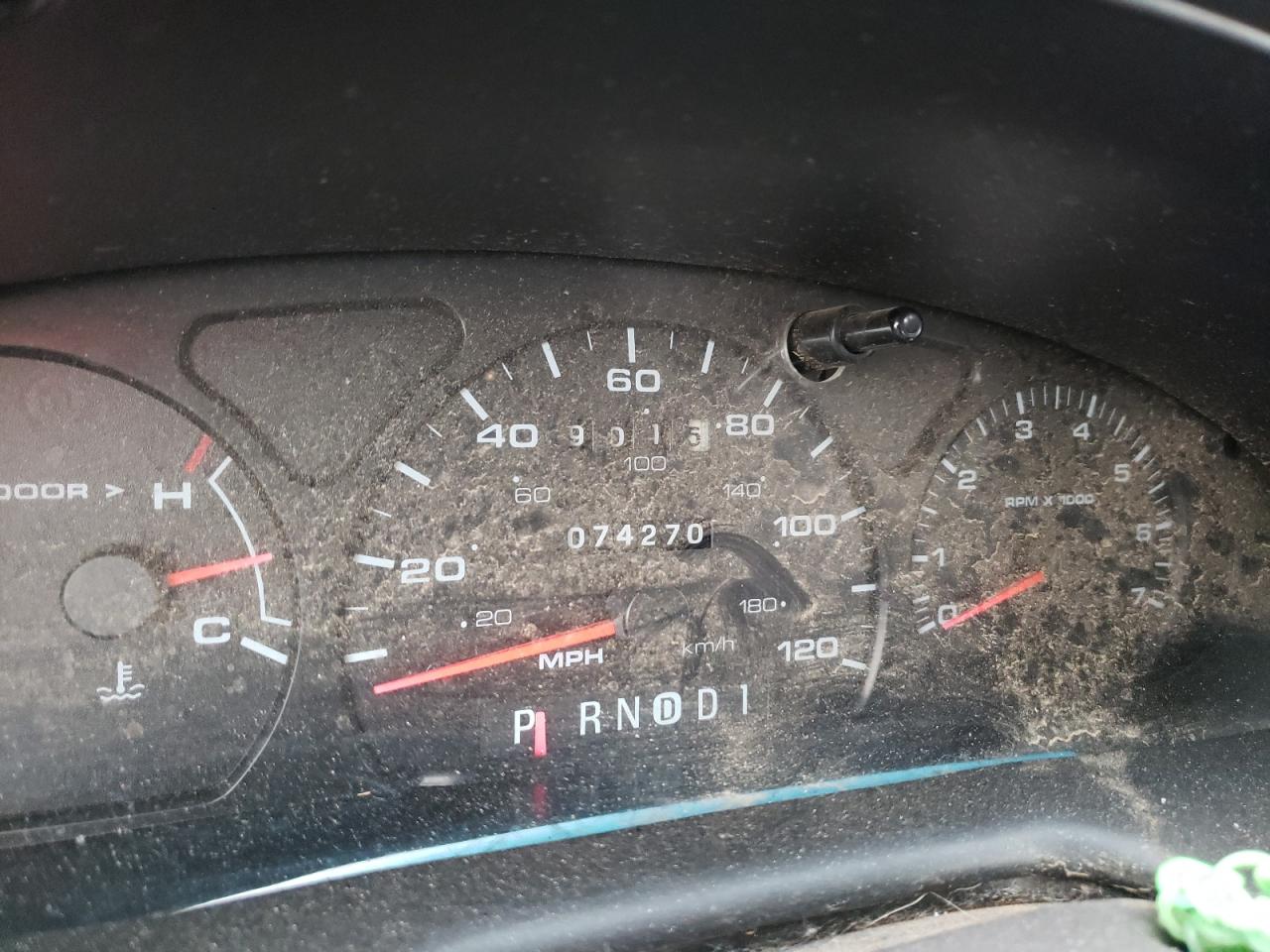 Photo 8 from auction – 2002 FORD TAURUS SE with VIN 1FAFP53U12A119101