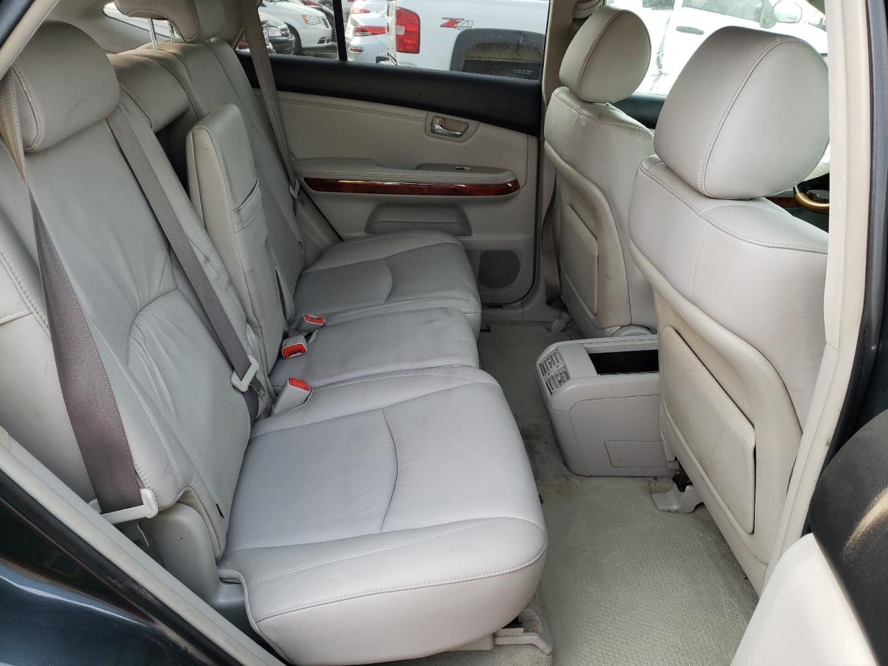 Photo 6 from auction – 2004 LEXUS RX 330 with VIN 2T2HA31U24C039618