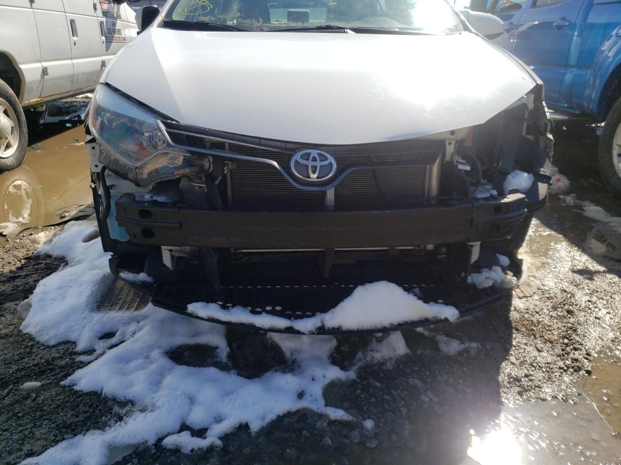 Photo 9 from auction – 2015 TOYOTA COROLLA L with VIN 2T1BURHE0FC244568