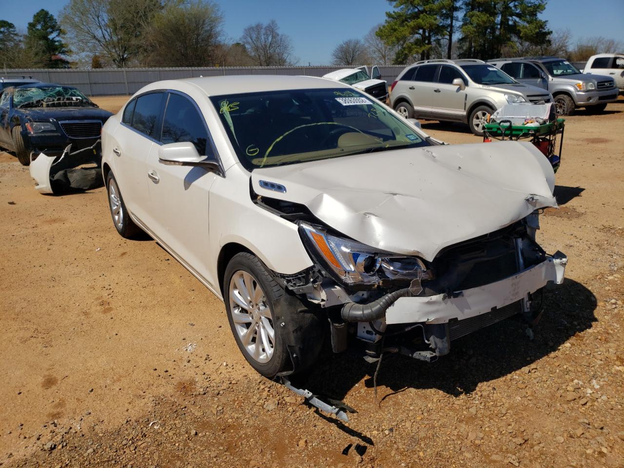 BUICK LACROSSE 2014 with VIN 1G4GB5G33EF139609 - Photo from auction