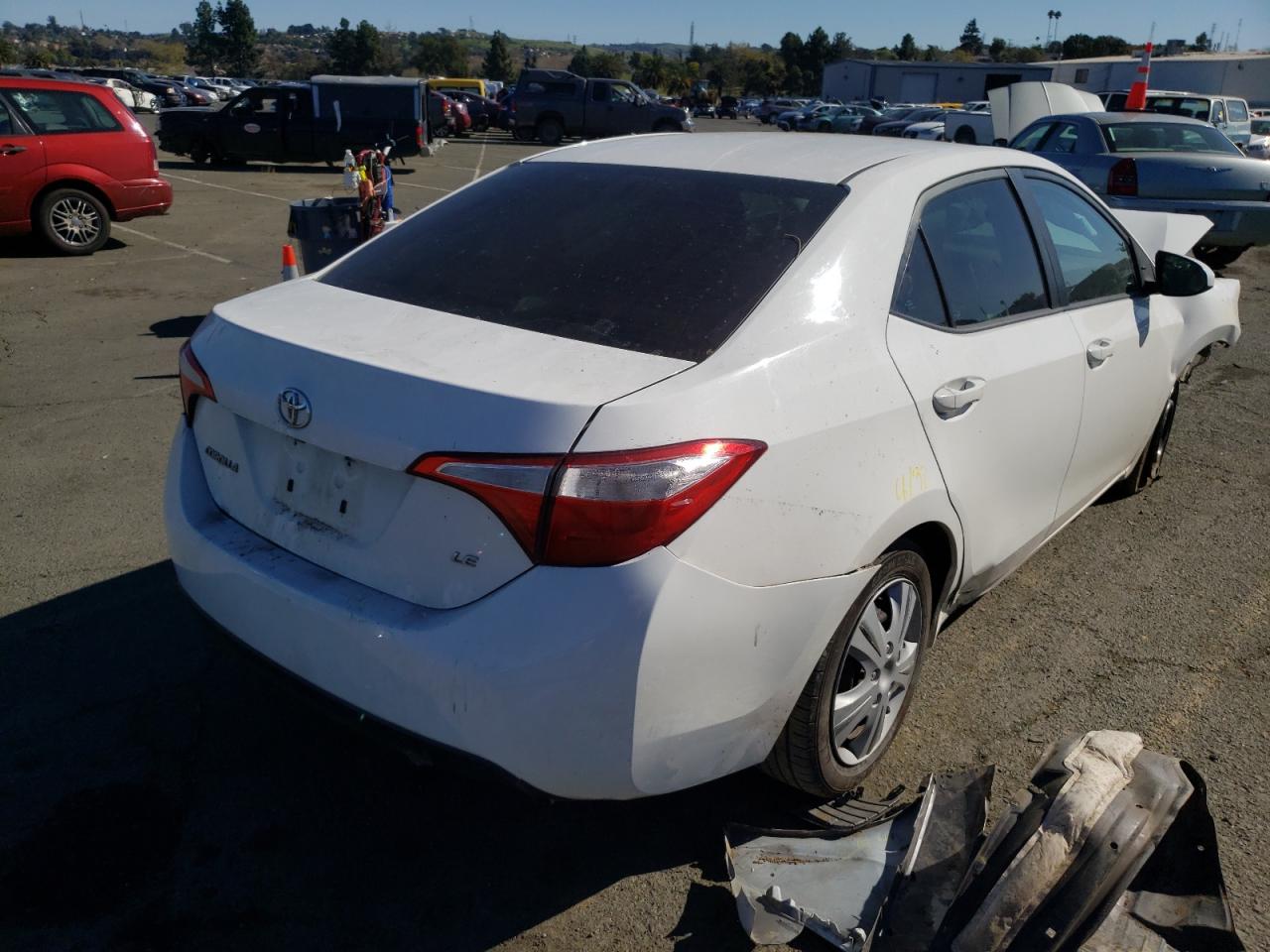 Photo 4 from auction – 2015 TOYOTA COROLLA L with VIN 5YFBURHE3FP199285