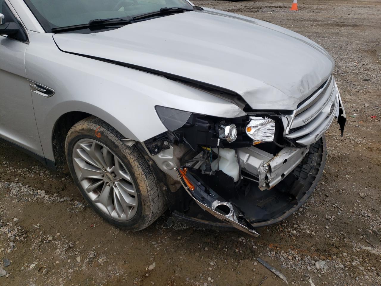 Photo 9 from auction – 2015 FORD TAURUS with VIN 1FAHP2F84FG150027