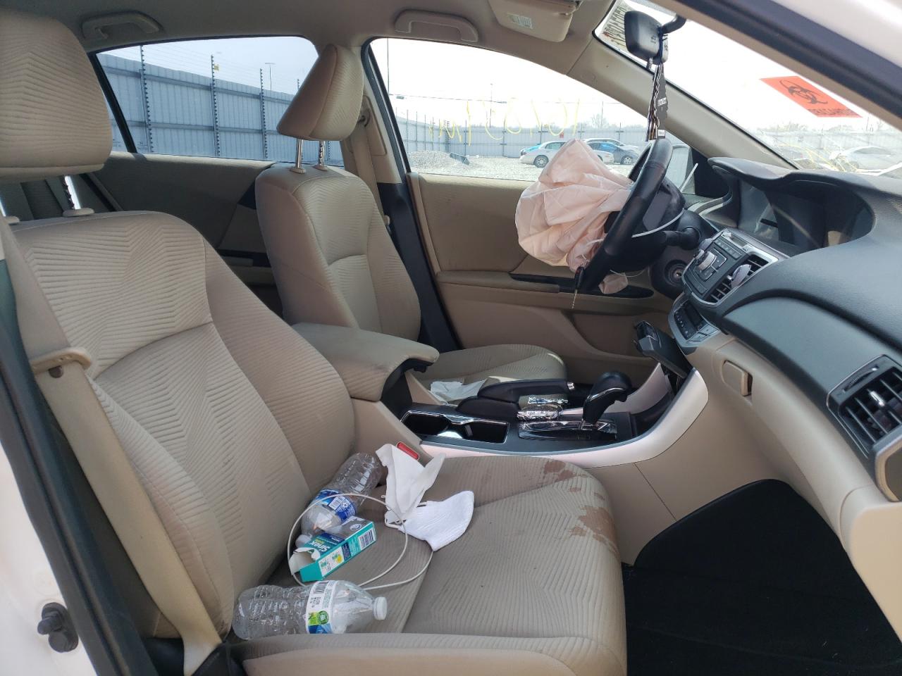 Photo 5 from auction – 2014 HONDA ACCORD LX with VIN 1HGCR2F30EA119282