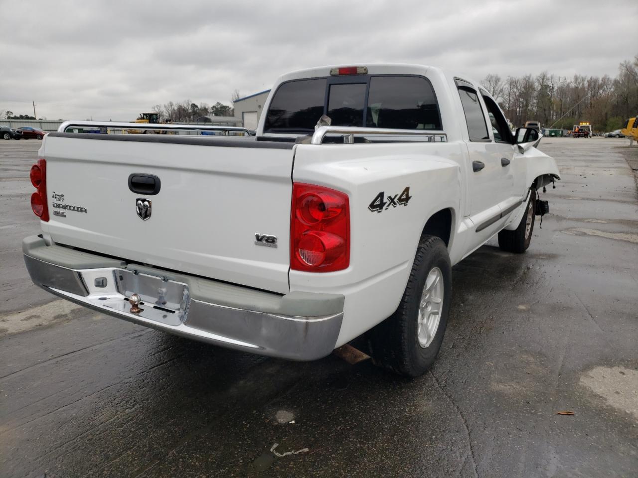 Photo 4 from auction – 2005 DODGE DAKOTA QUA with VIN 1D7HW48N85S243680