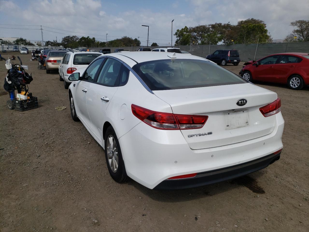 Photo 3 from auction – 2016 KIA OPTIMA LX with VIN 5XXGT4L34GG057247