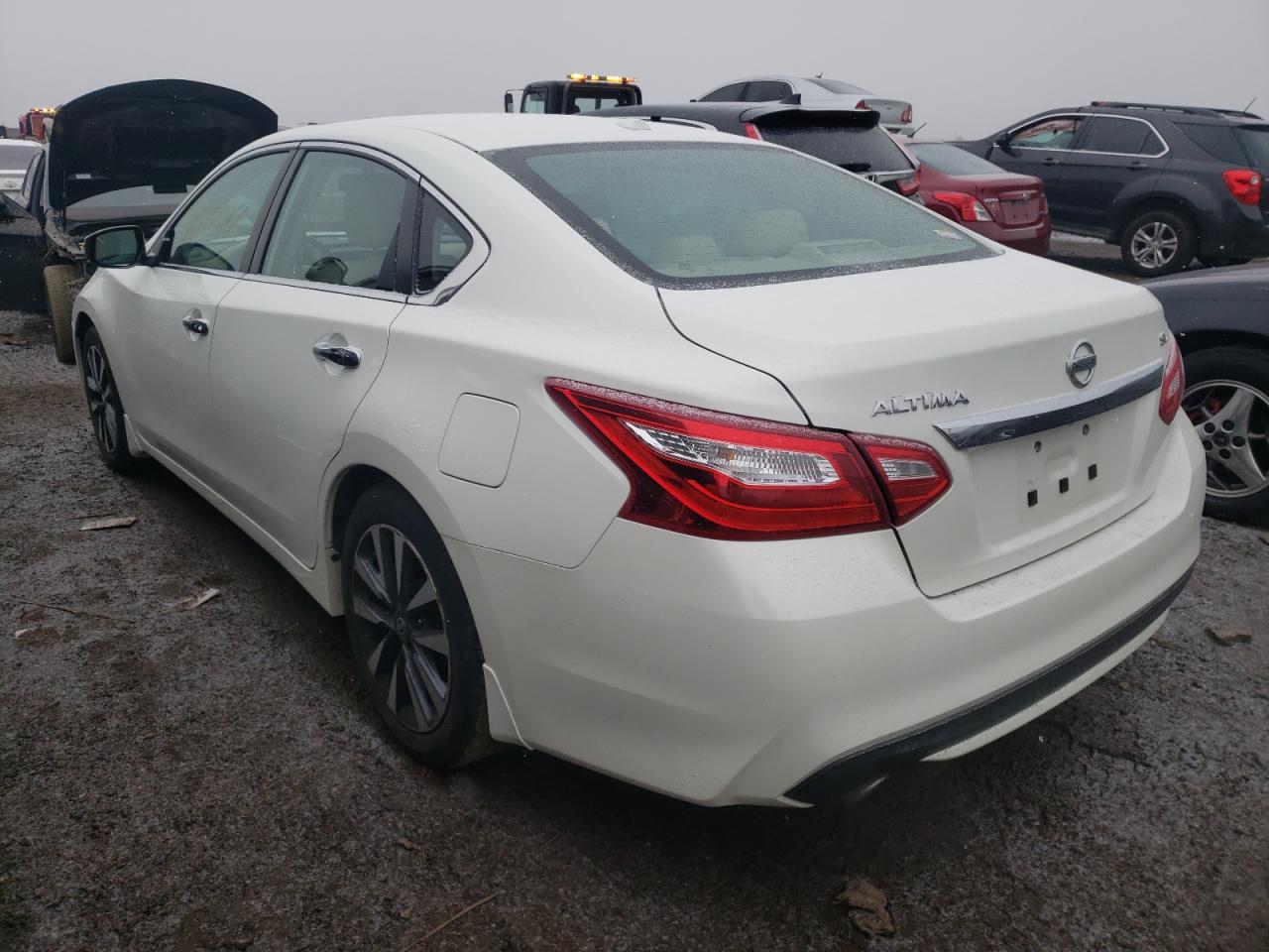 Photo 3 from auction – 2016 NISSAN ALTIMA 2.5 with VIN 1N4AL3AP7GC185316
