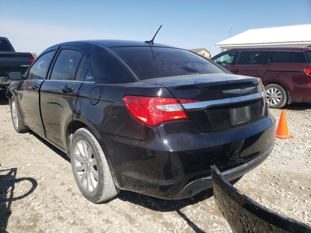 Photo 3 from auction – 2014 CHRYSLER 200 TOURIN with VIN 1C3CCBBB7EN198380